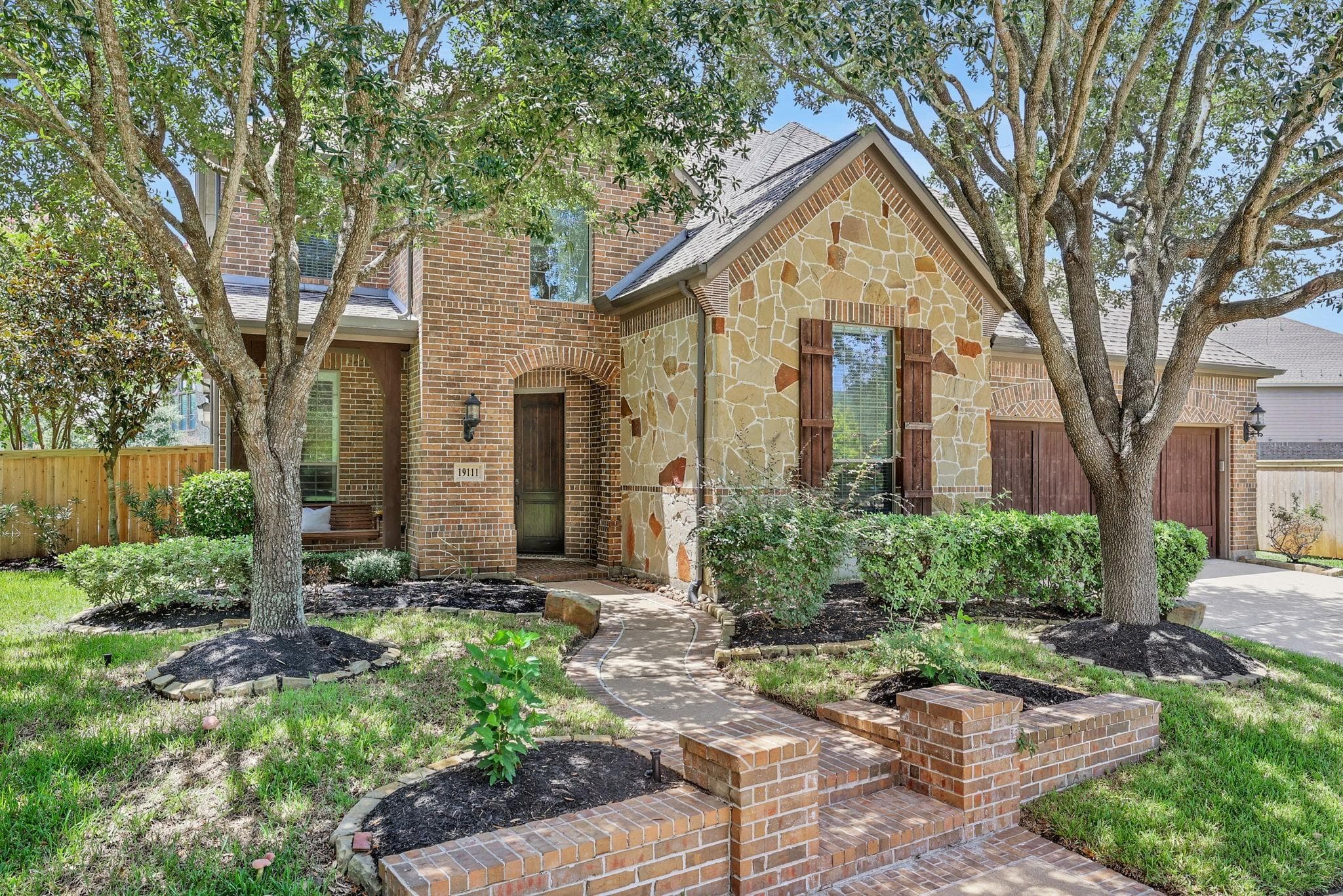 19111 Royal Cove Cir