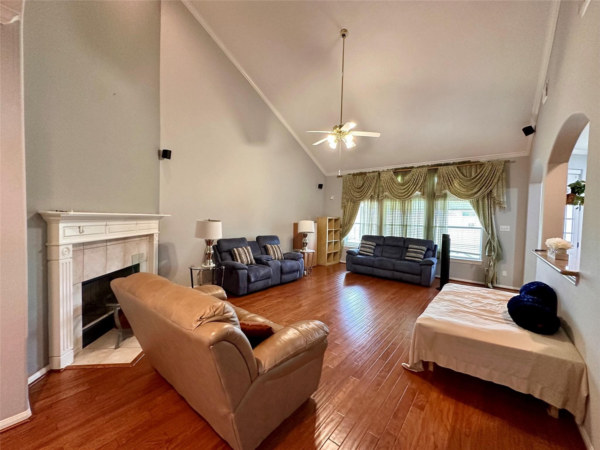 Gallery image 4