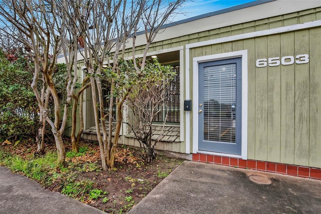 Main property image