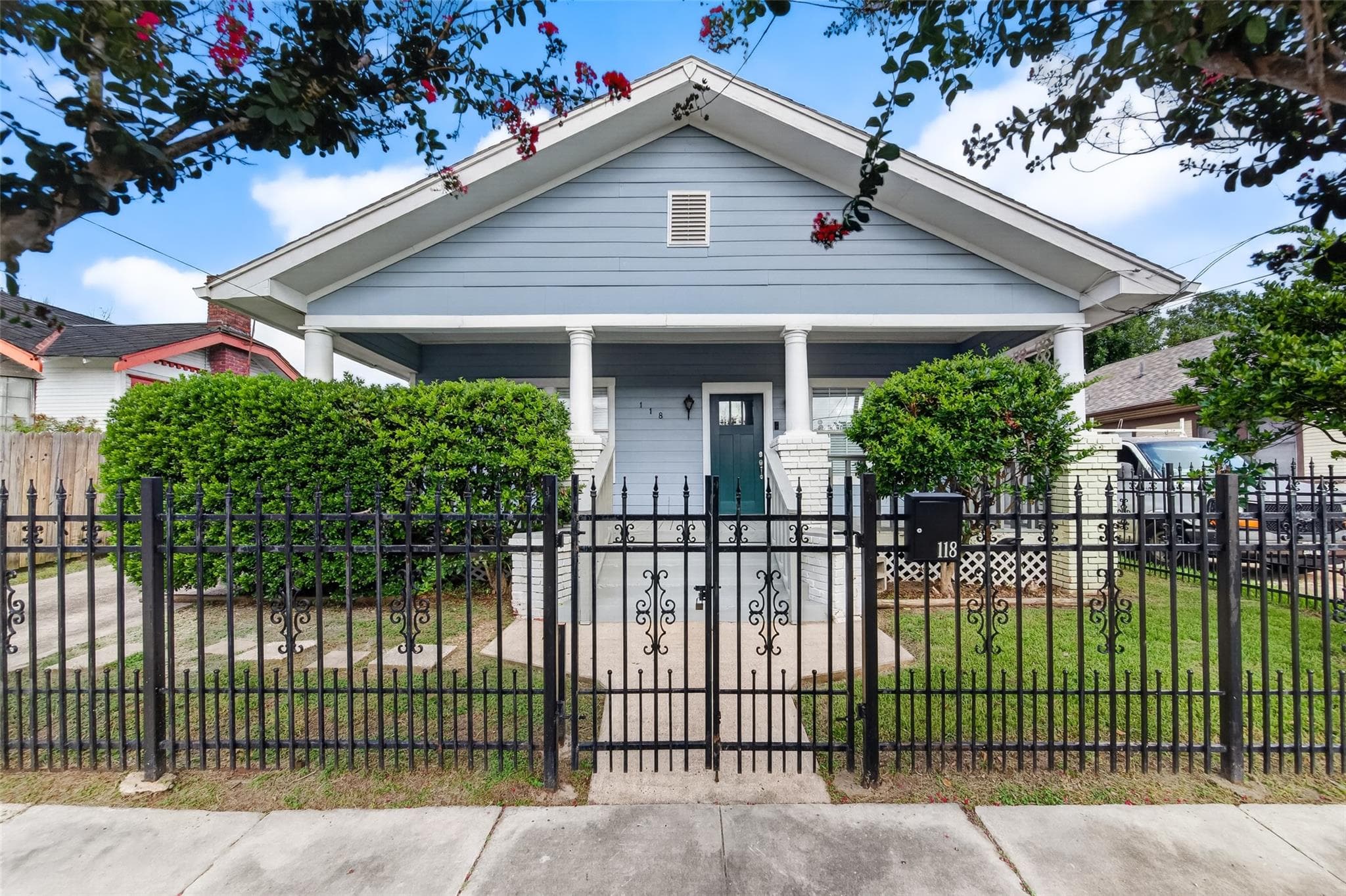 118 Jenkins St