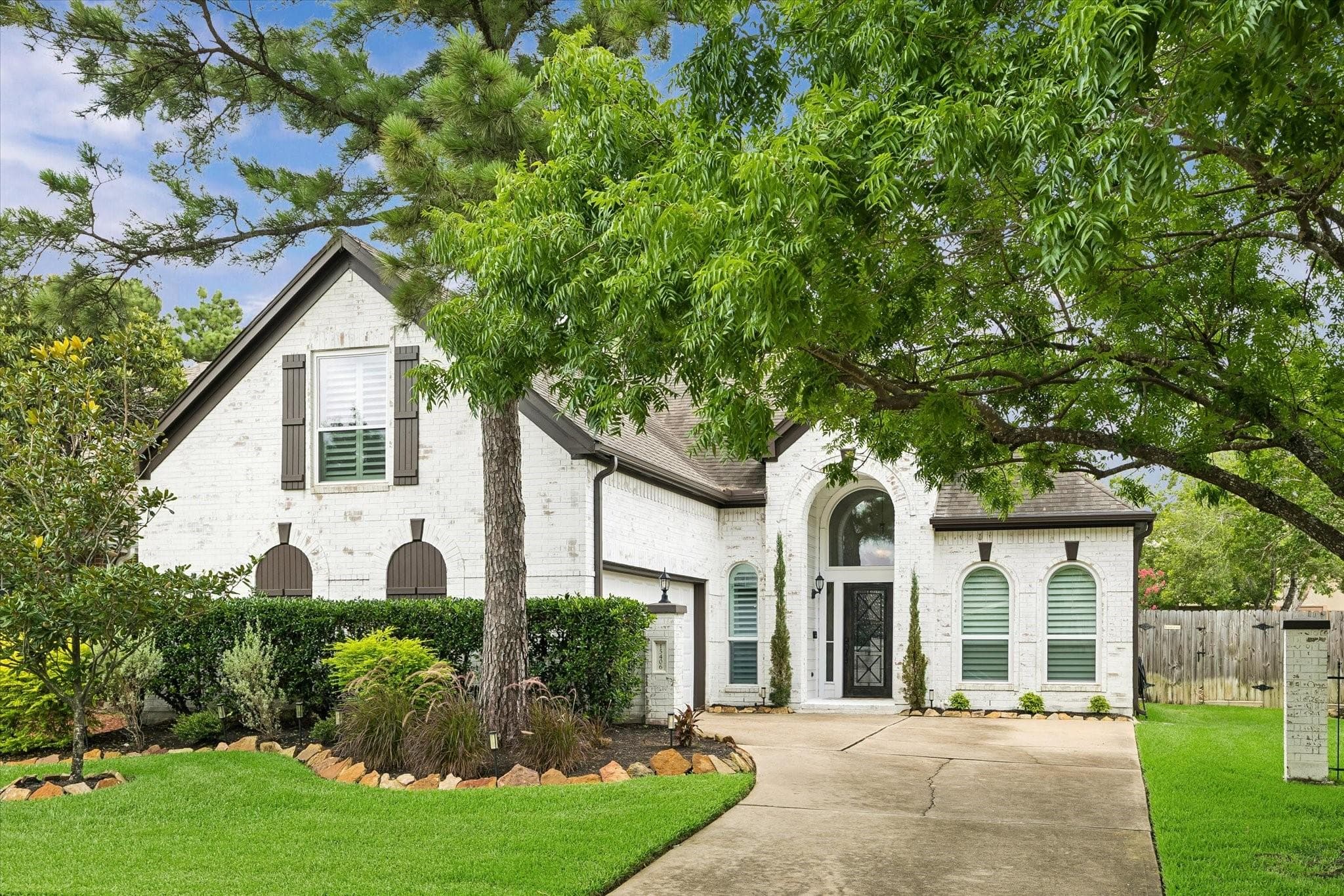 15406 Wisteria Springs Ct