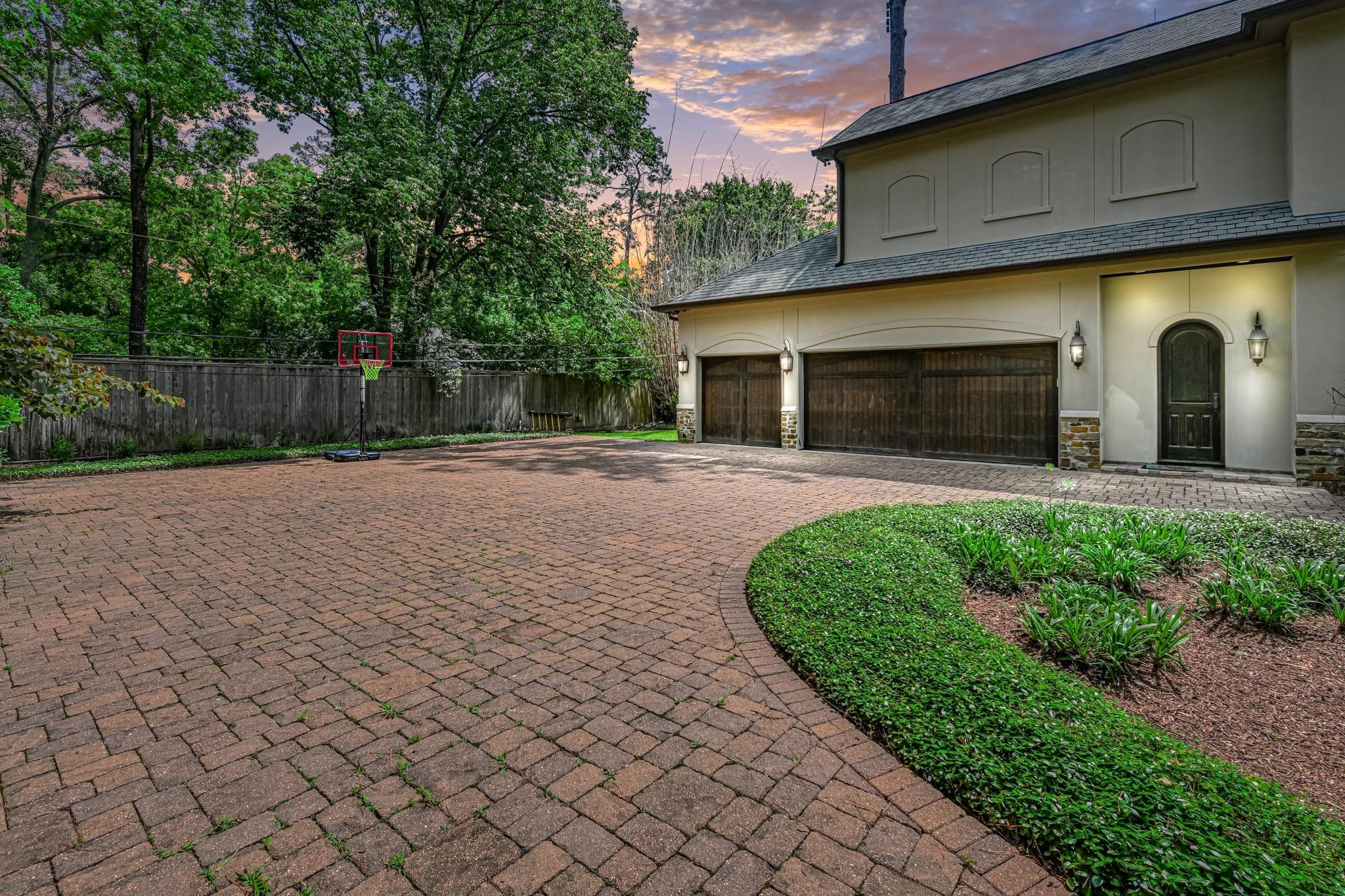 Gallery image 4