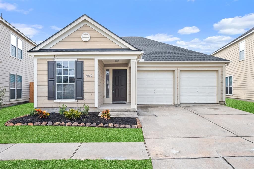 7010 Alcott Manor Ln
