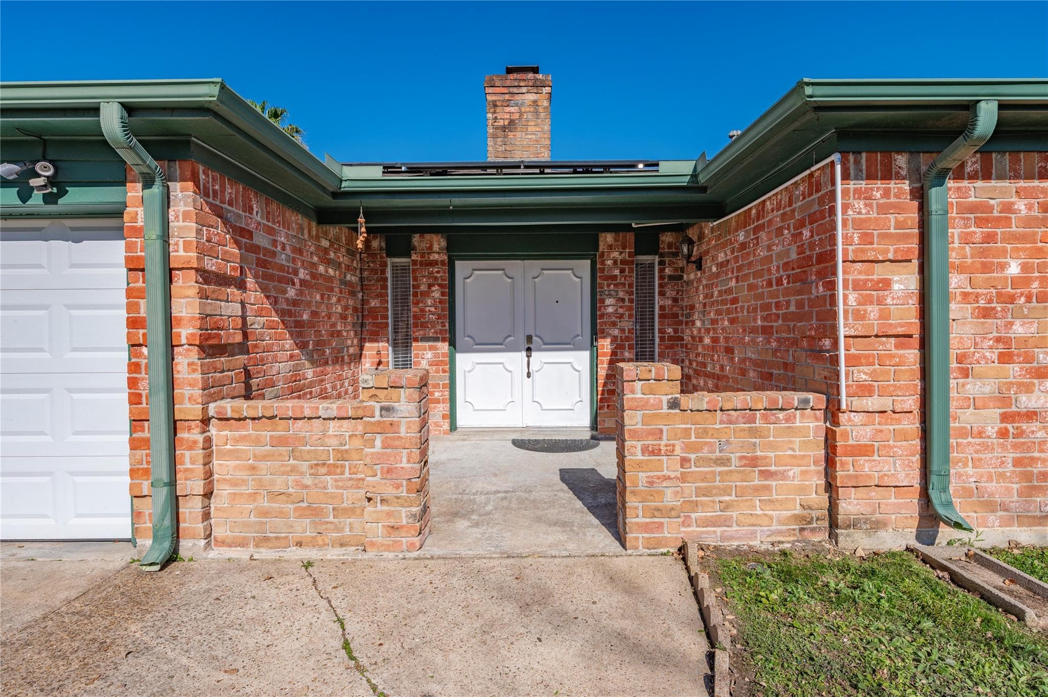 13727 Oleoke Ln