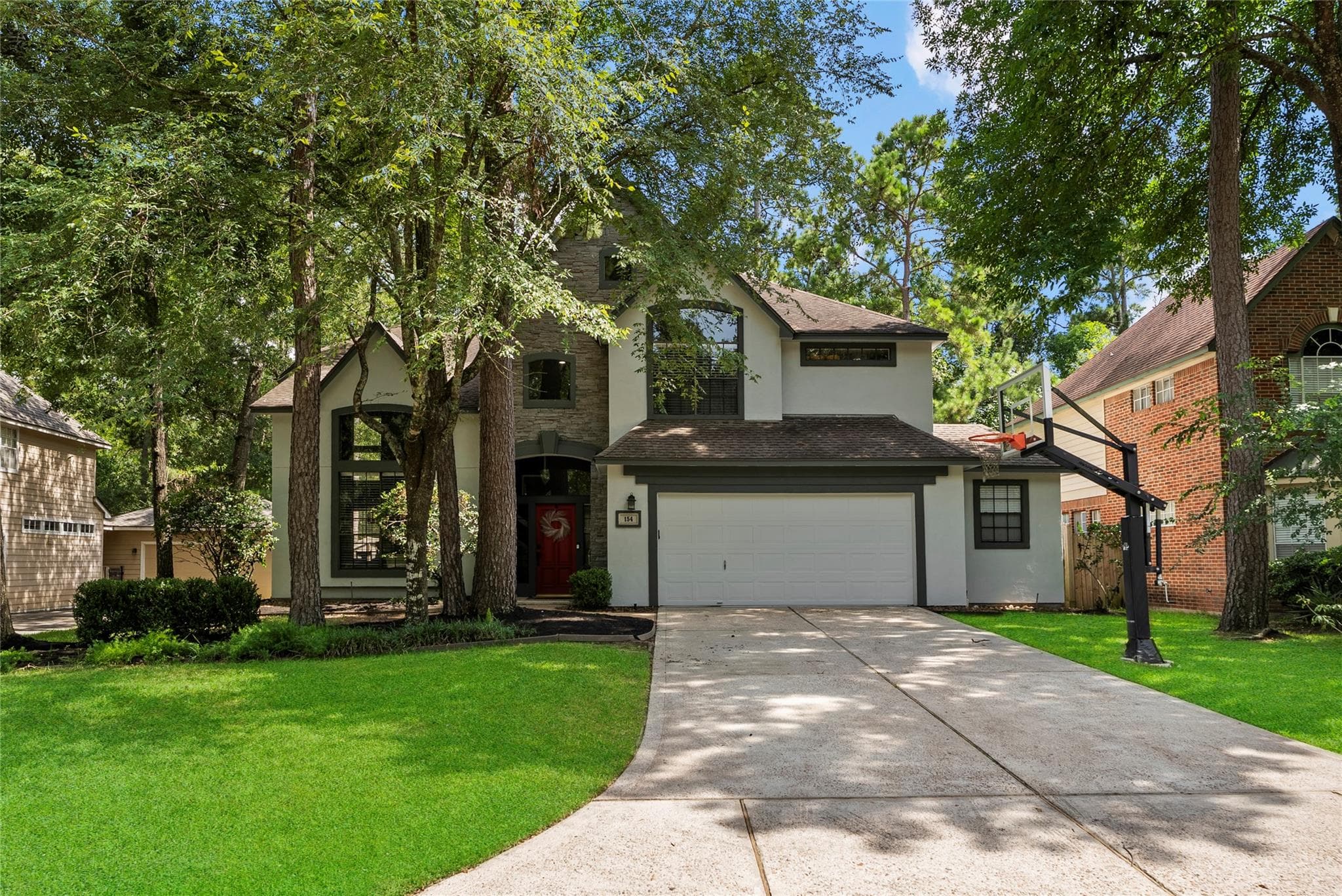 154 S Cochrans Green Cir