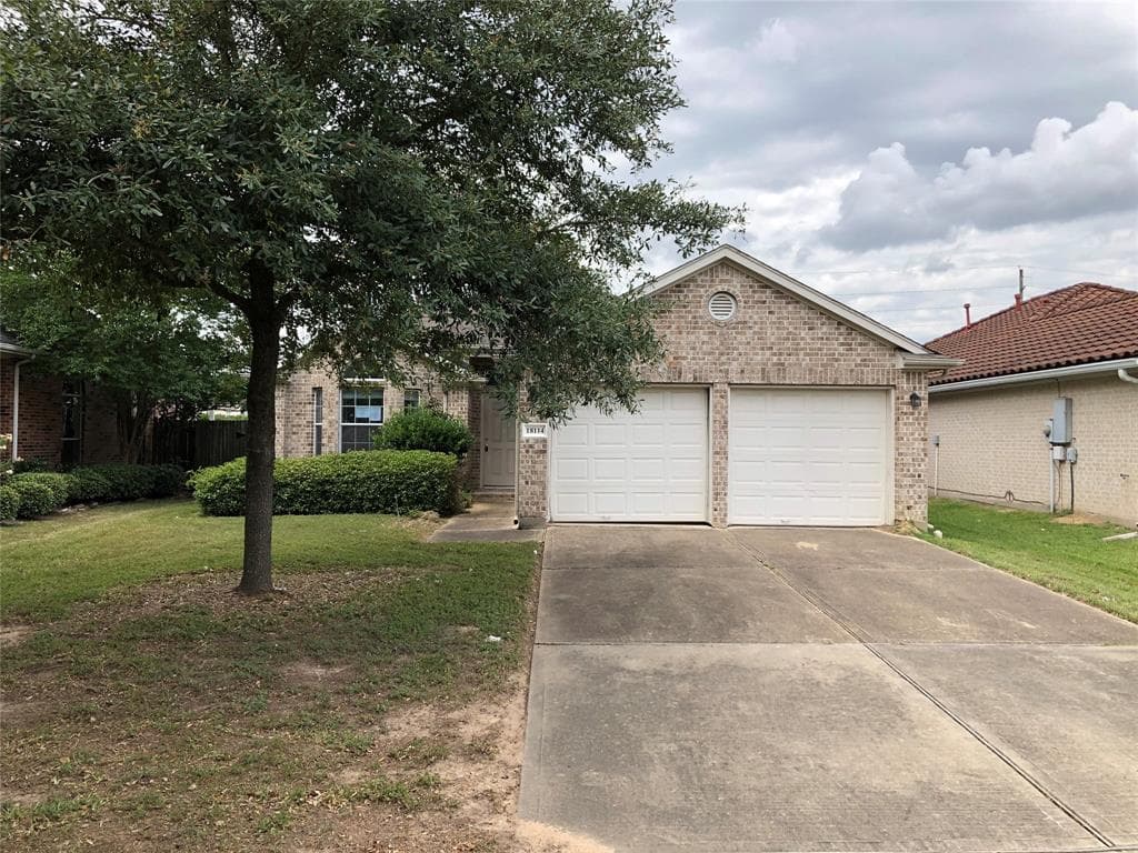 18114 Flint Hill Dr Fl Int
