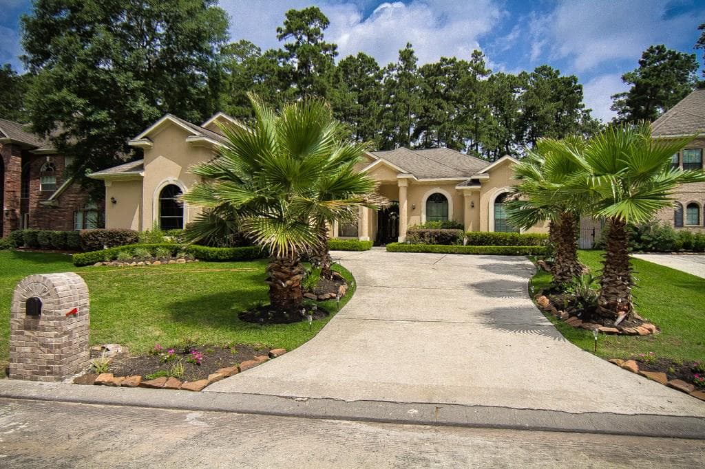 Main property image