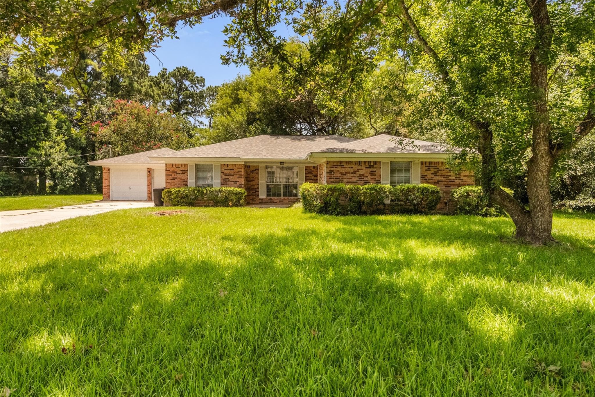 208 Garden Dr