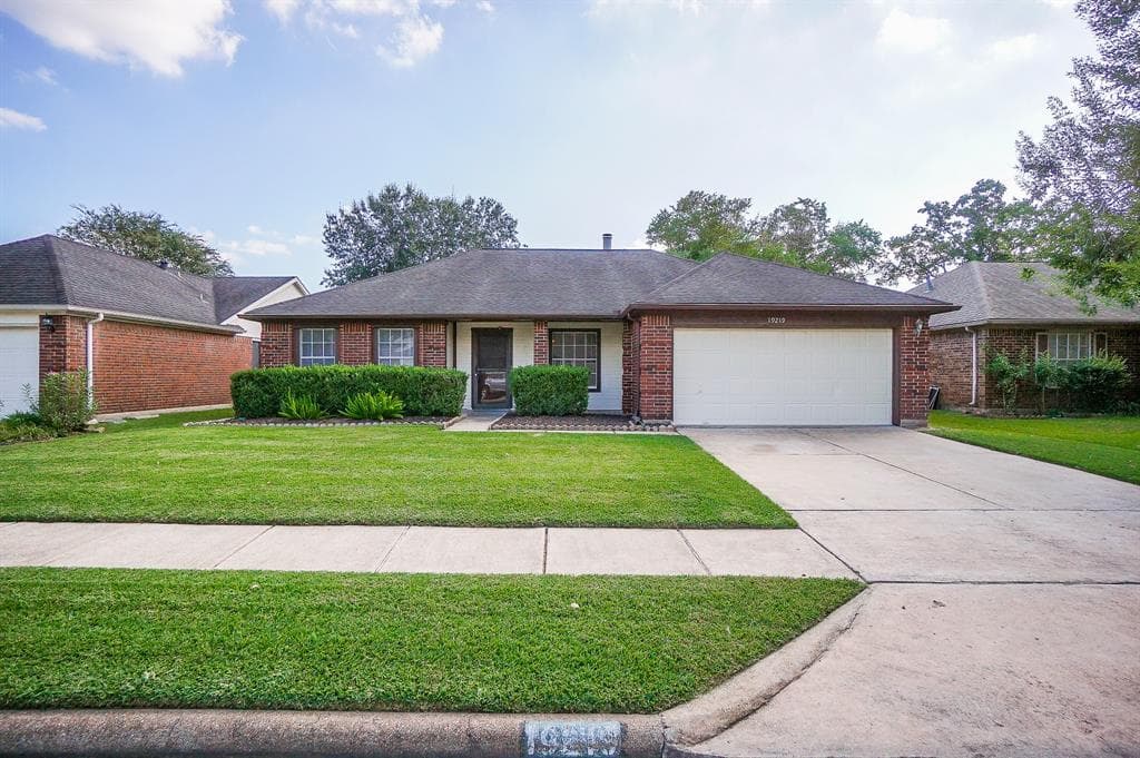 19219 Wildoats Dr
