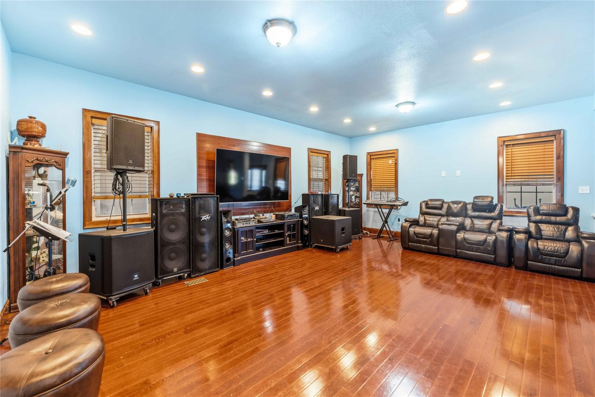 Gallery image 5