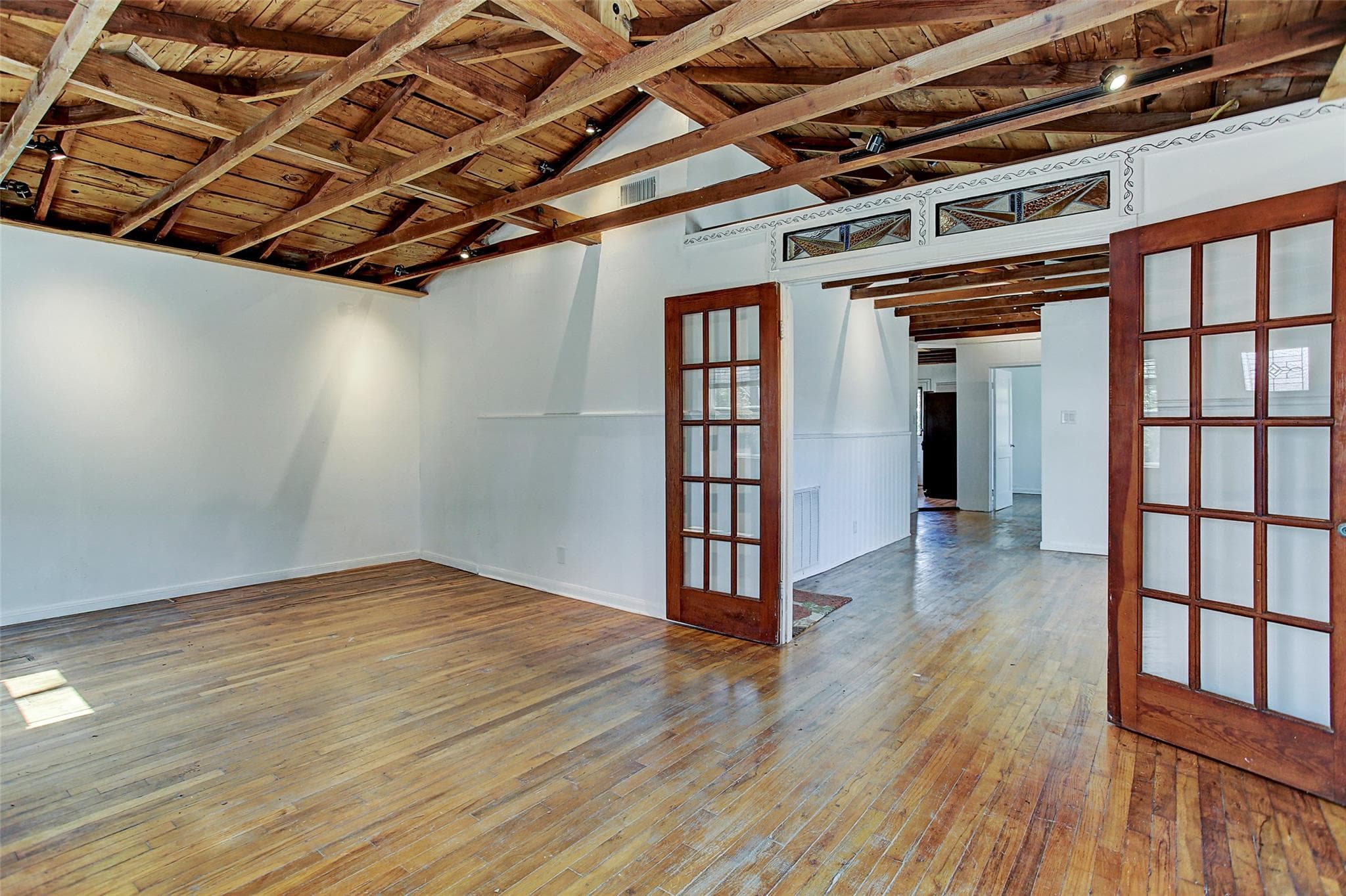Gallery image 3