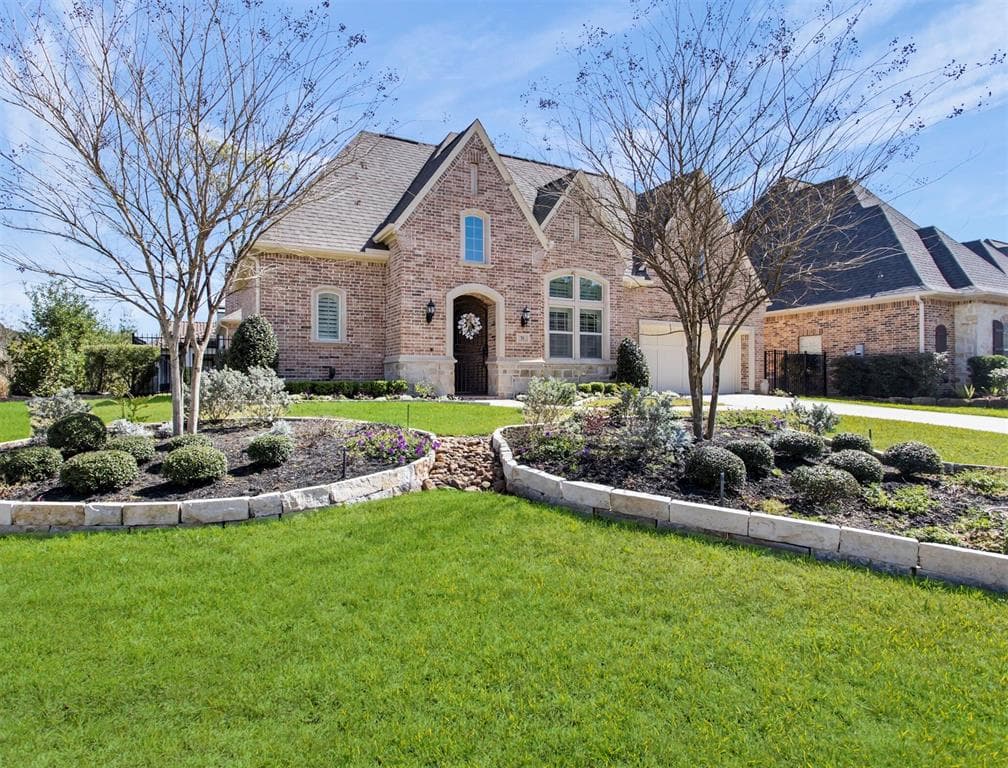 71 Lake Reverie Pl