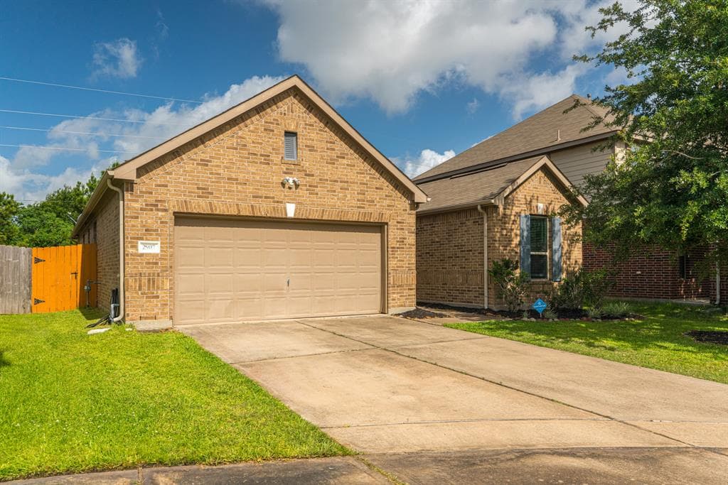 2907 Coastal Prairie Ln