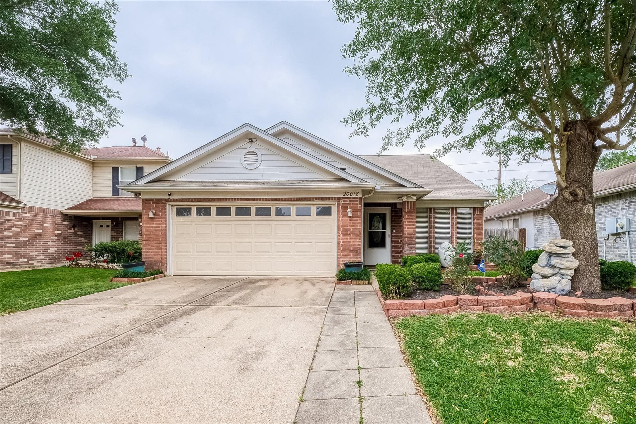 20018 Beechview Ln
