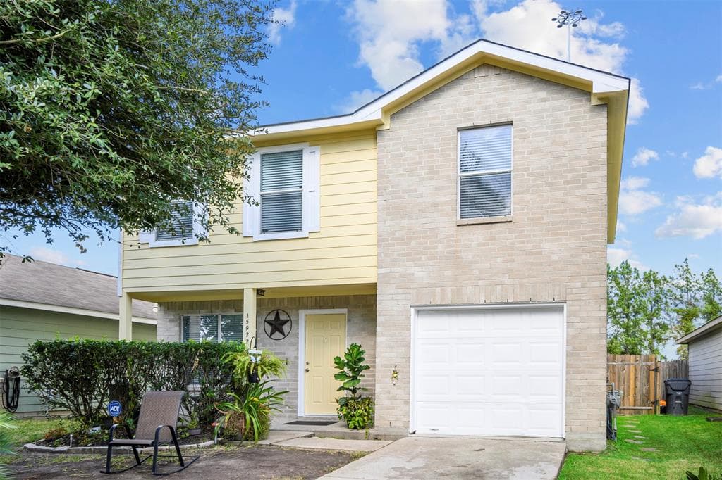 15922 Colonial Bridge Ln