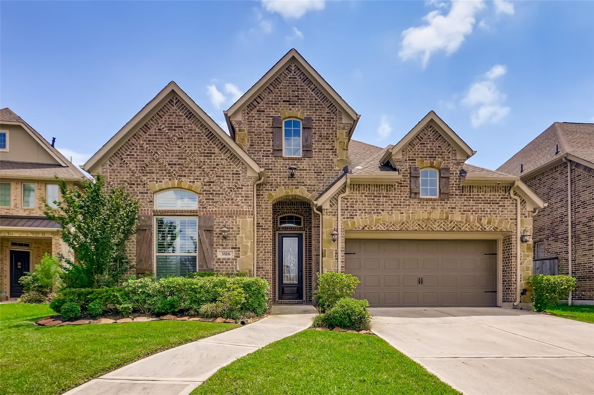 3326 Pleasant Hollow Ln