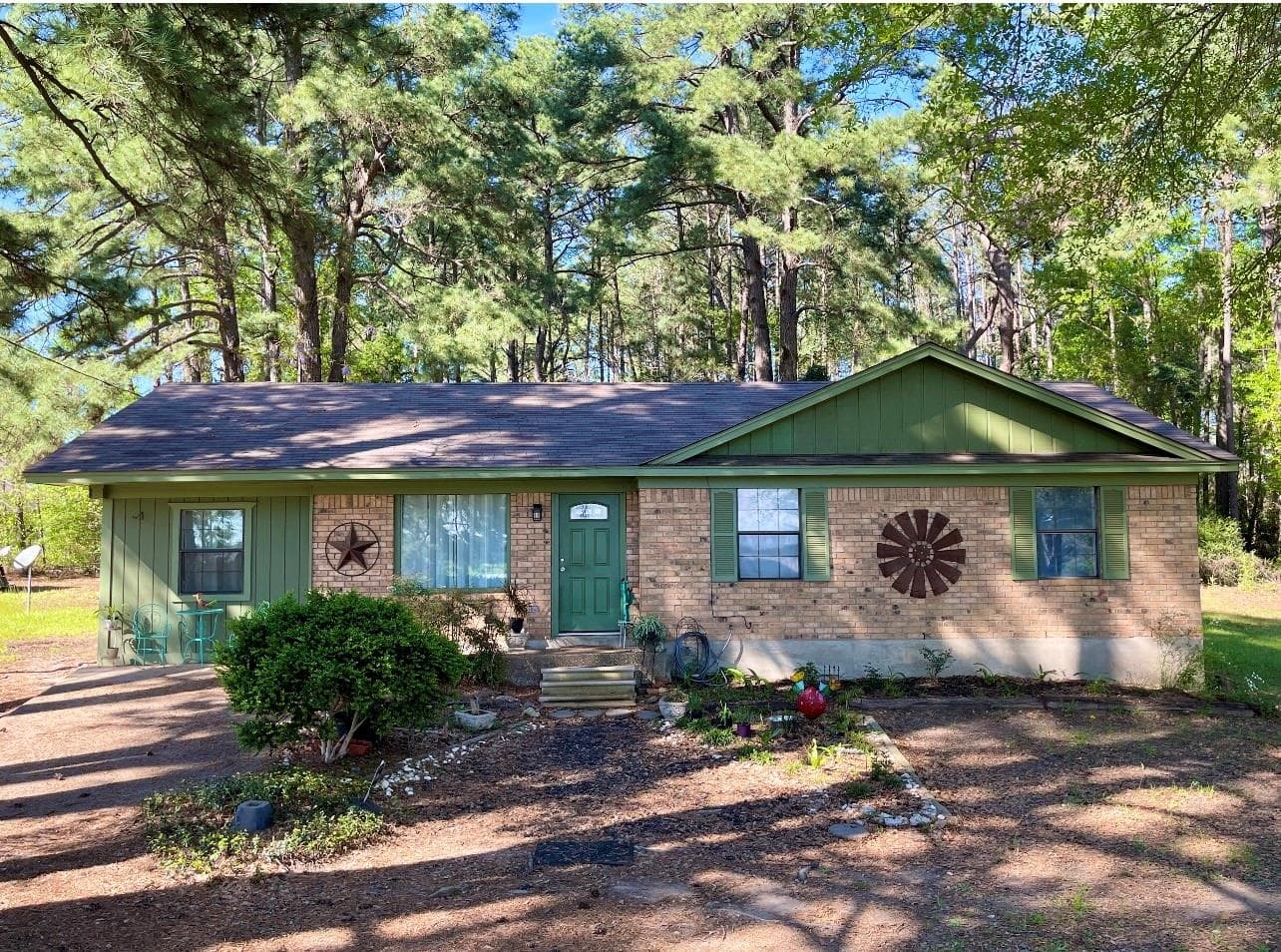 233 County Road 1820