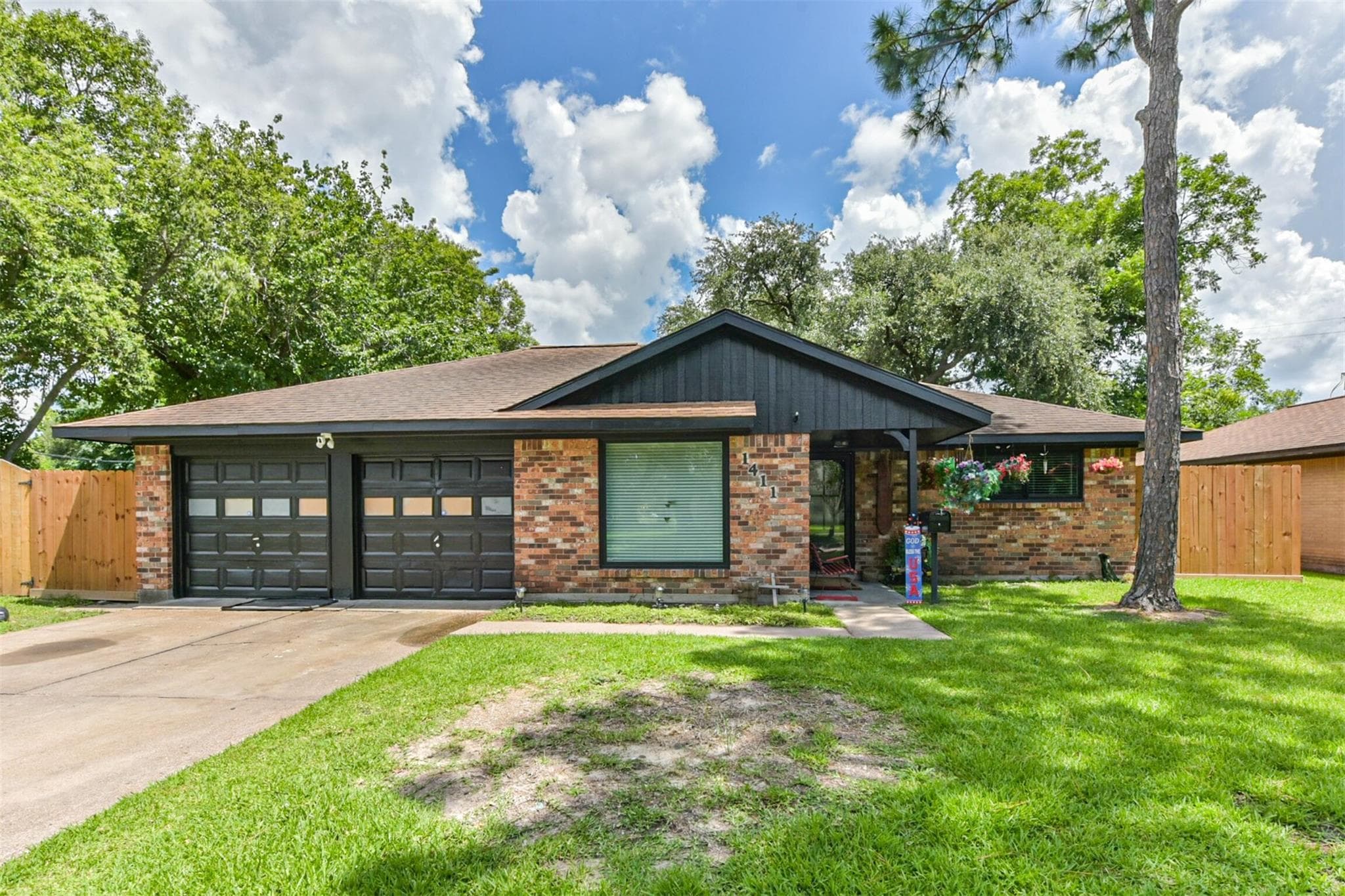1411 Blackburn Dr