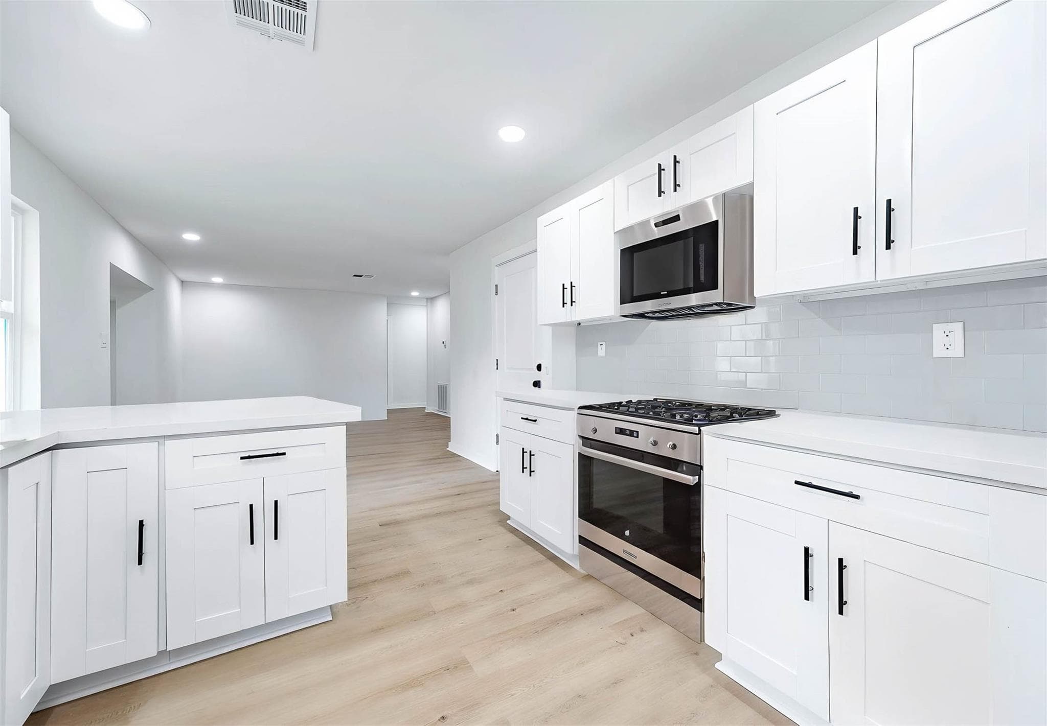 Main property image