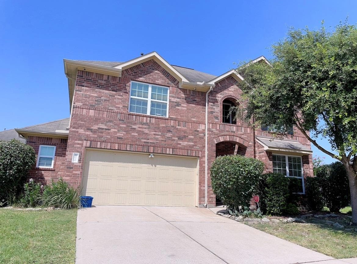 Main property image