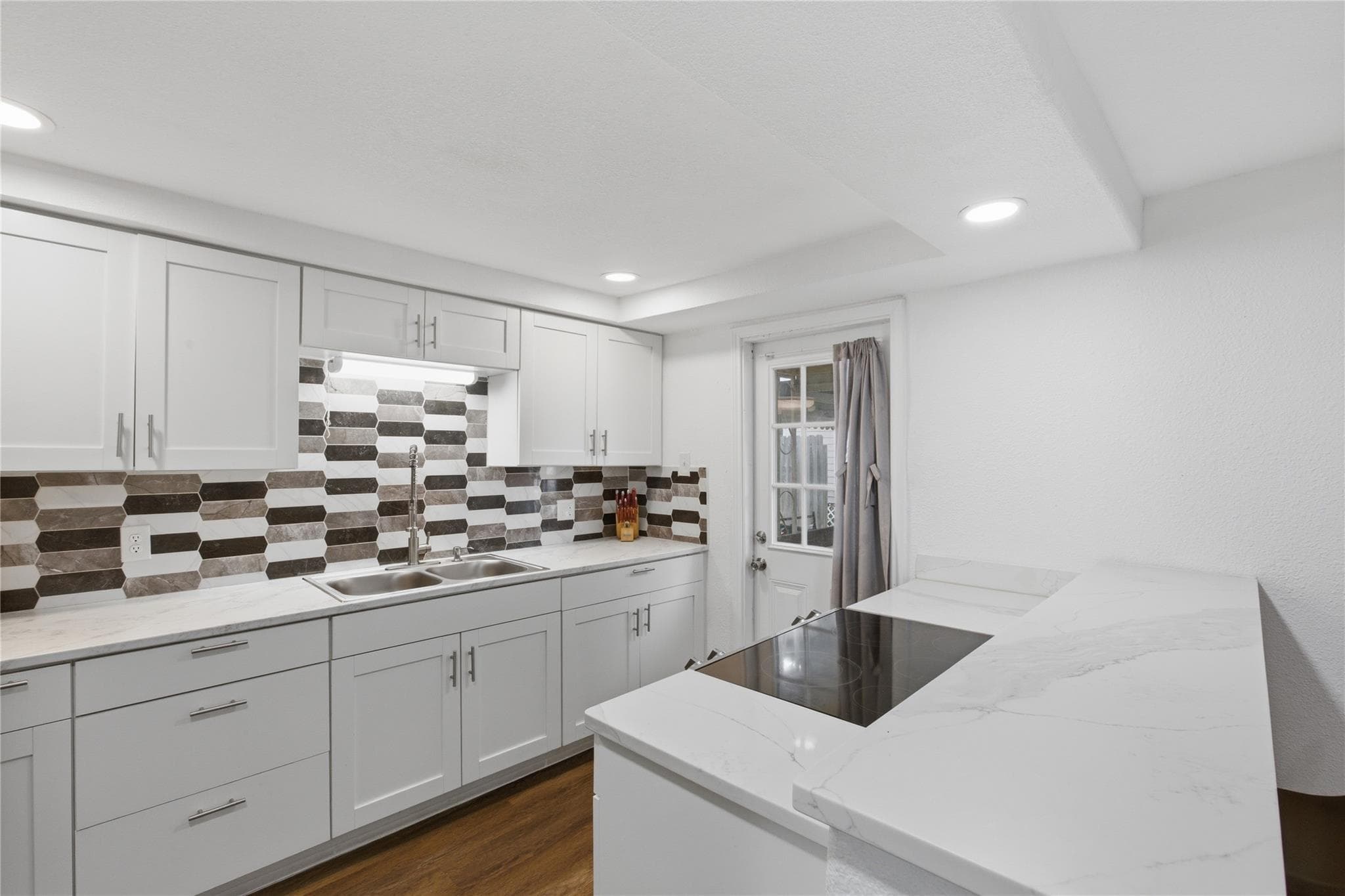 408 Edgar St