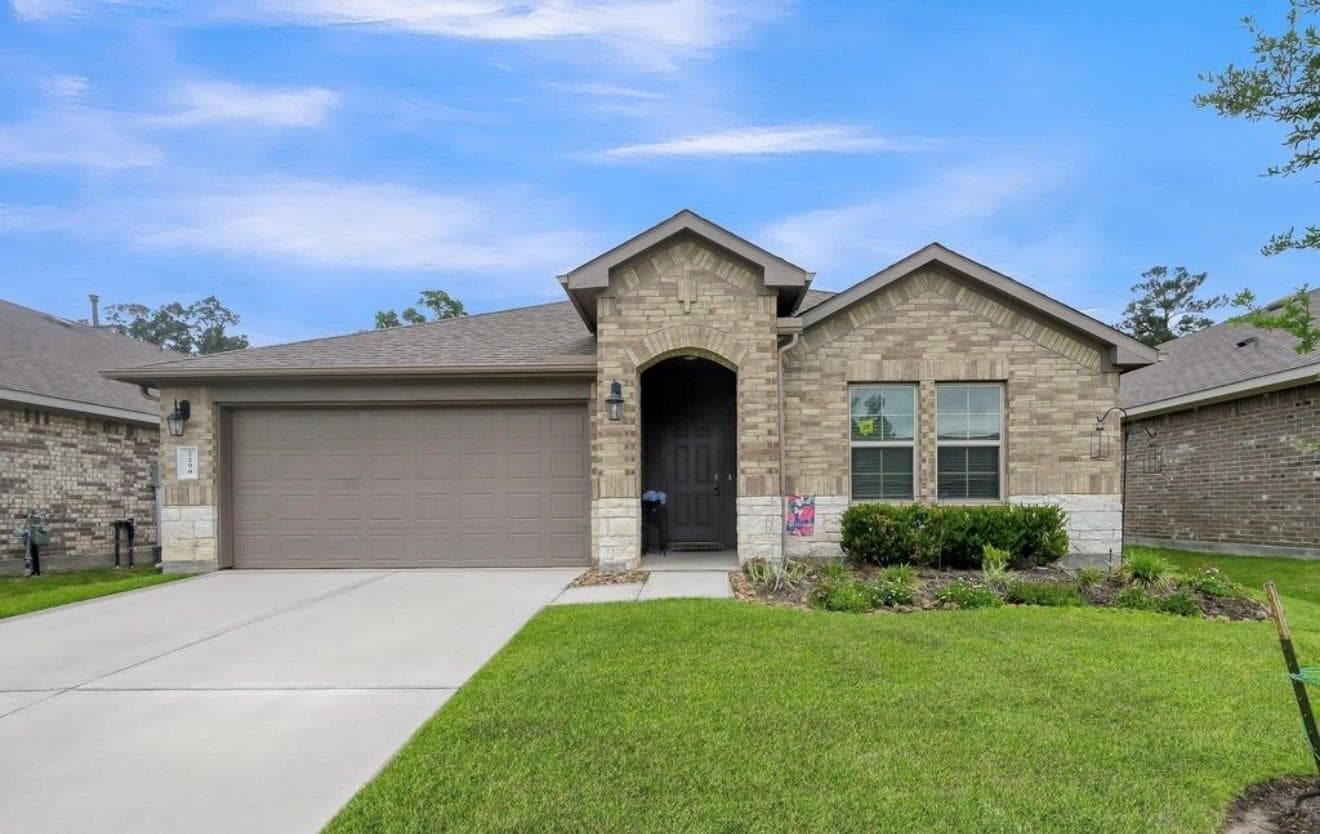 2290 Strong Horse Dr