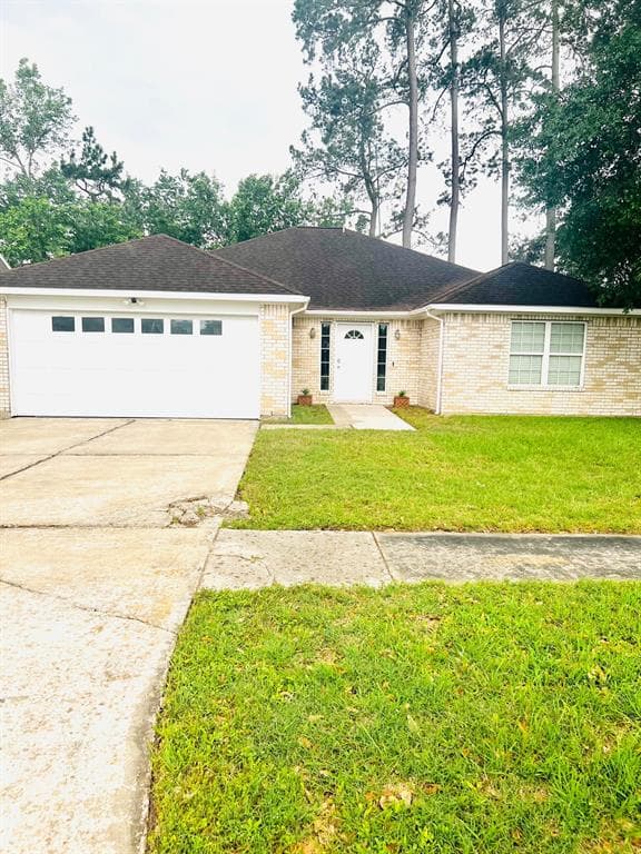 3807 Nutwood Ln