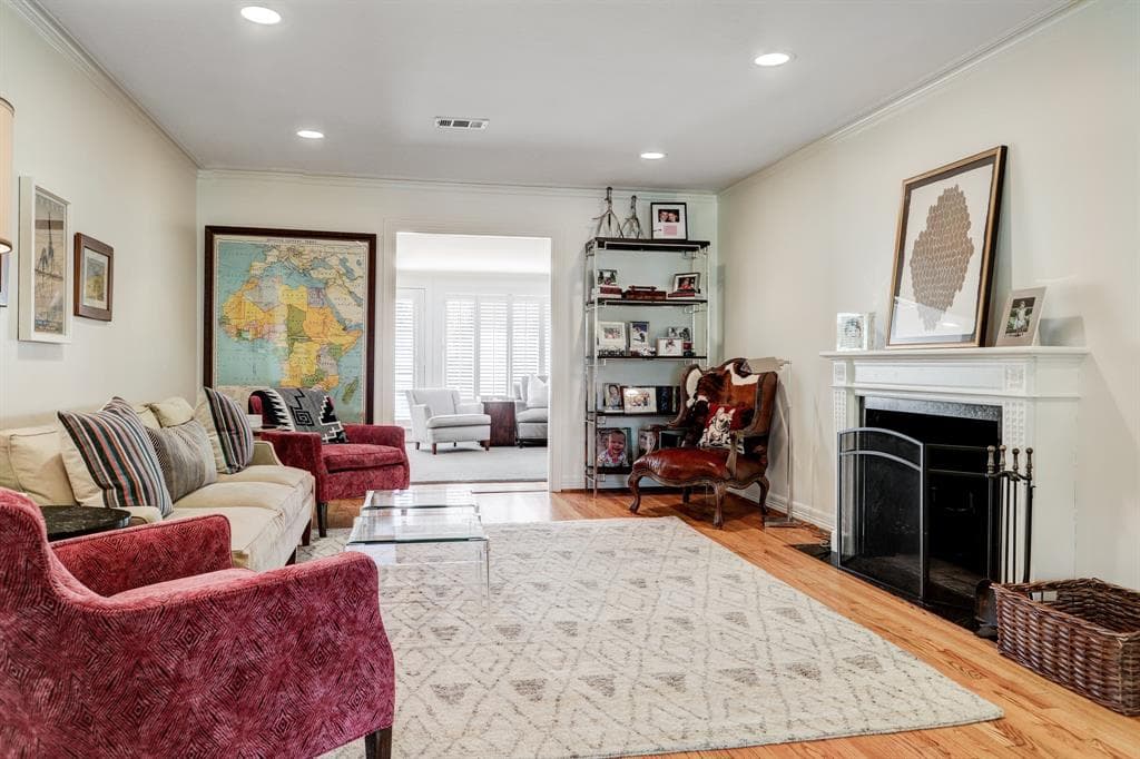 Gallery image 2