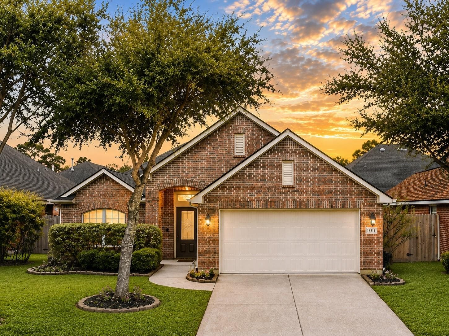 14315 Andrews Ridge Ln