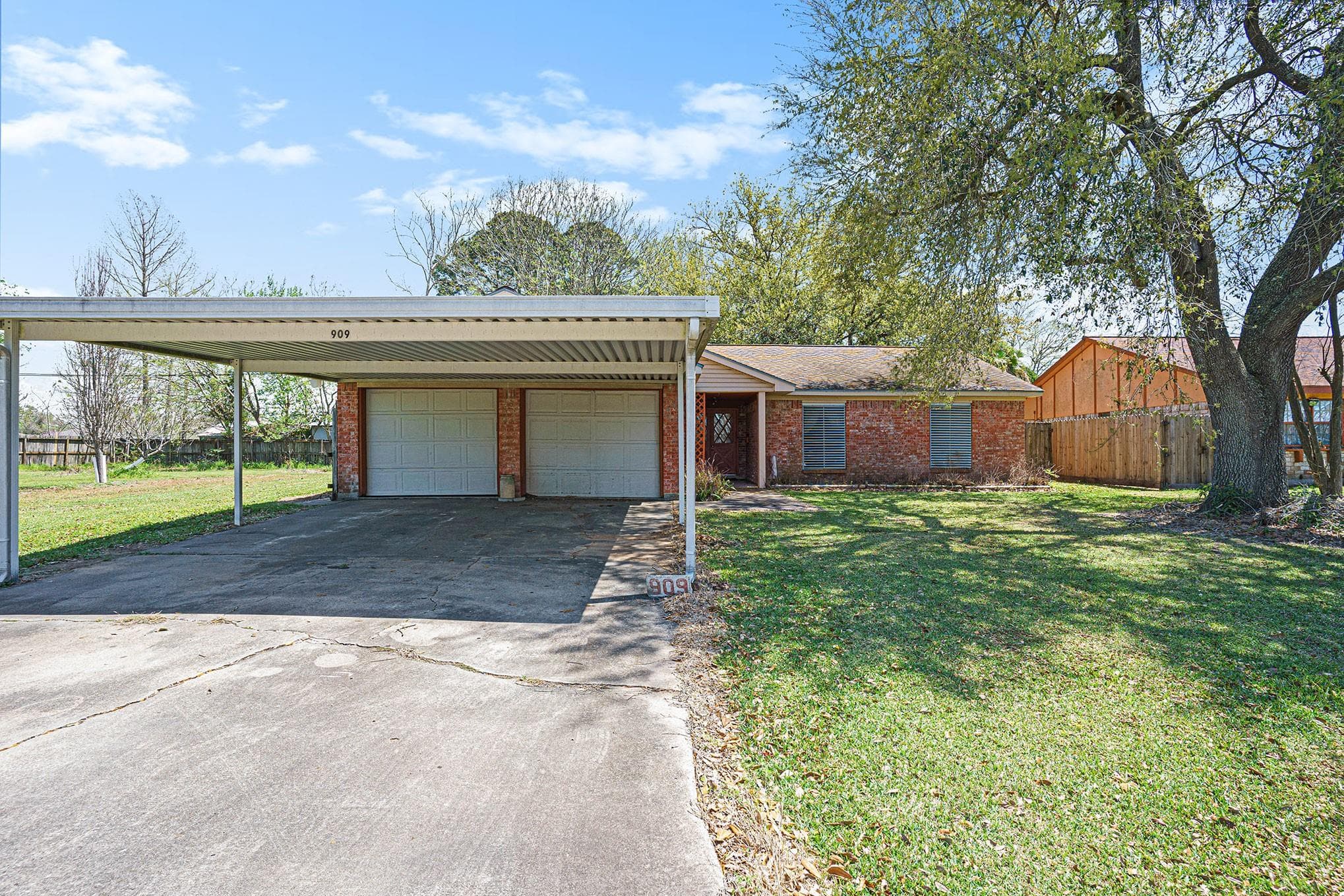 Main property image