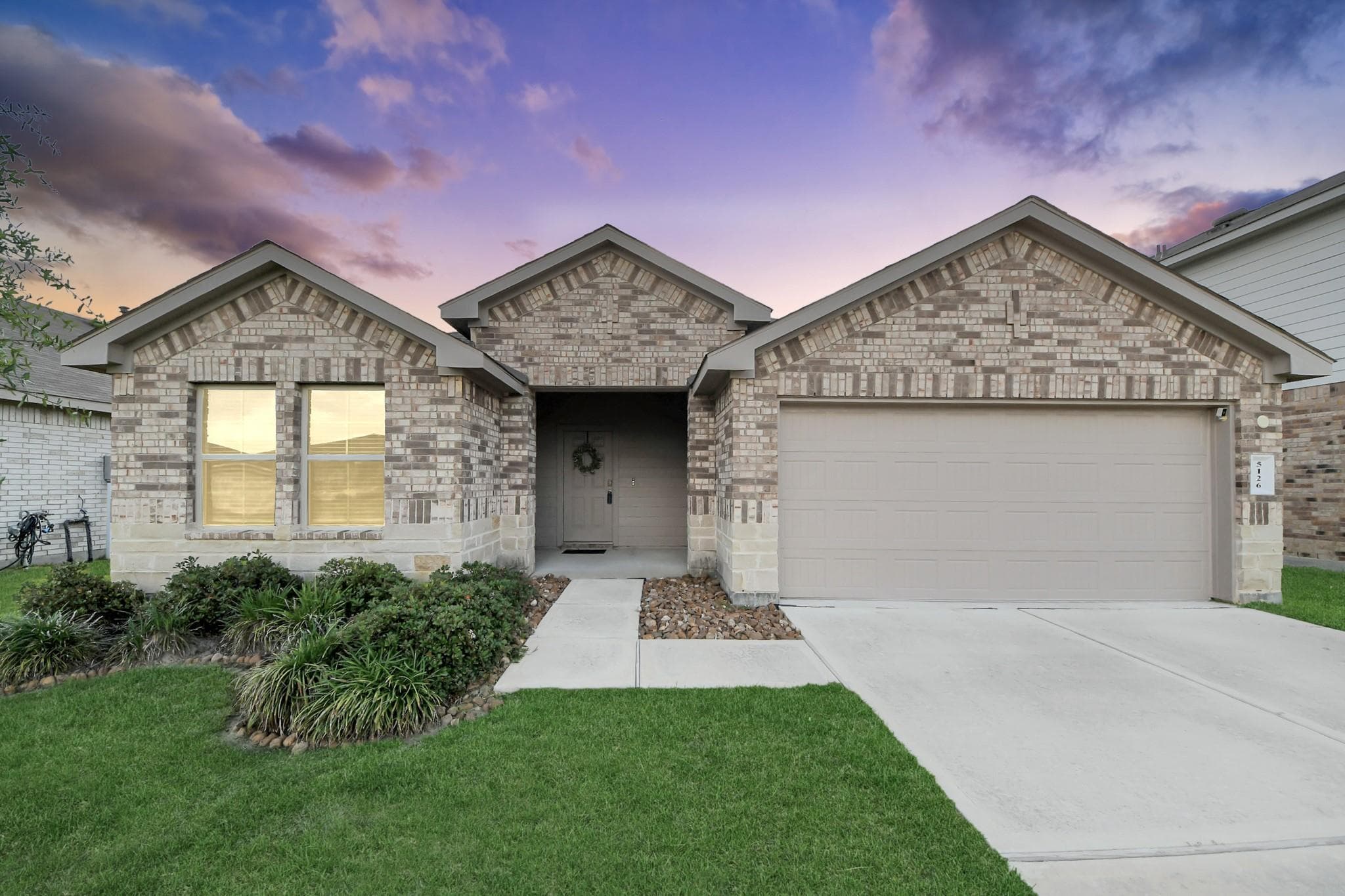 5126 Dove Hill Ln