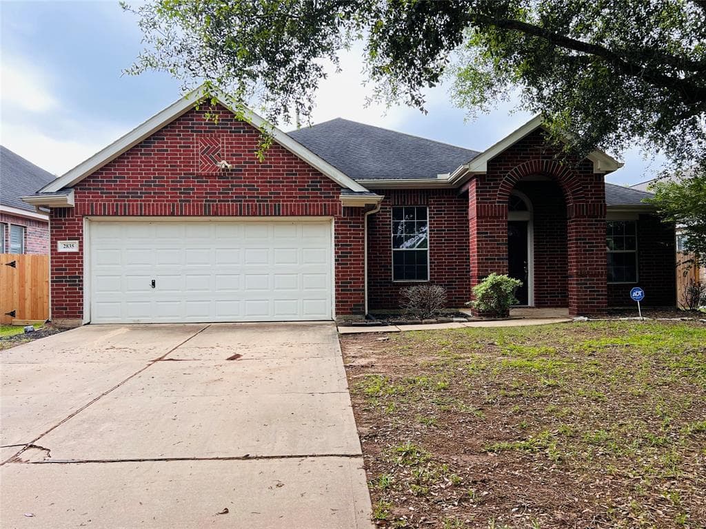 2835 Lost Field Ln