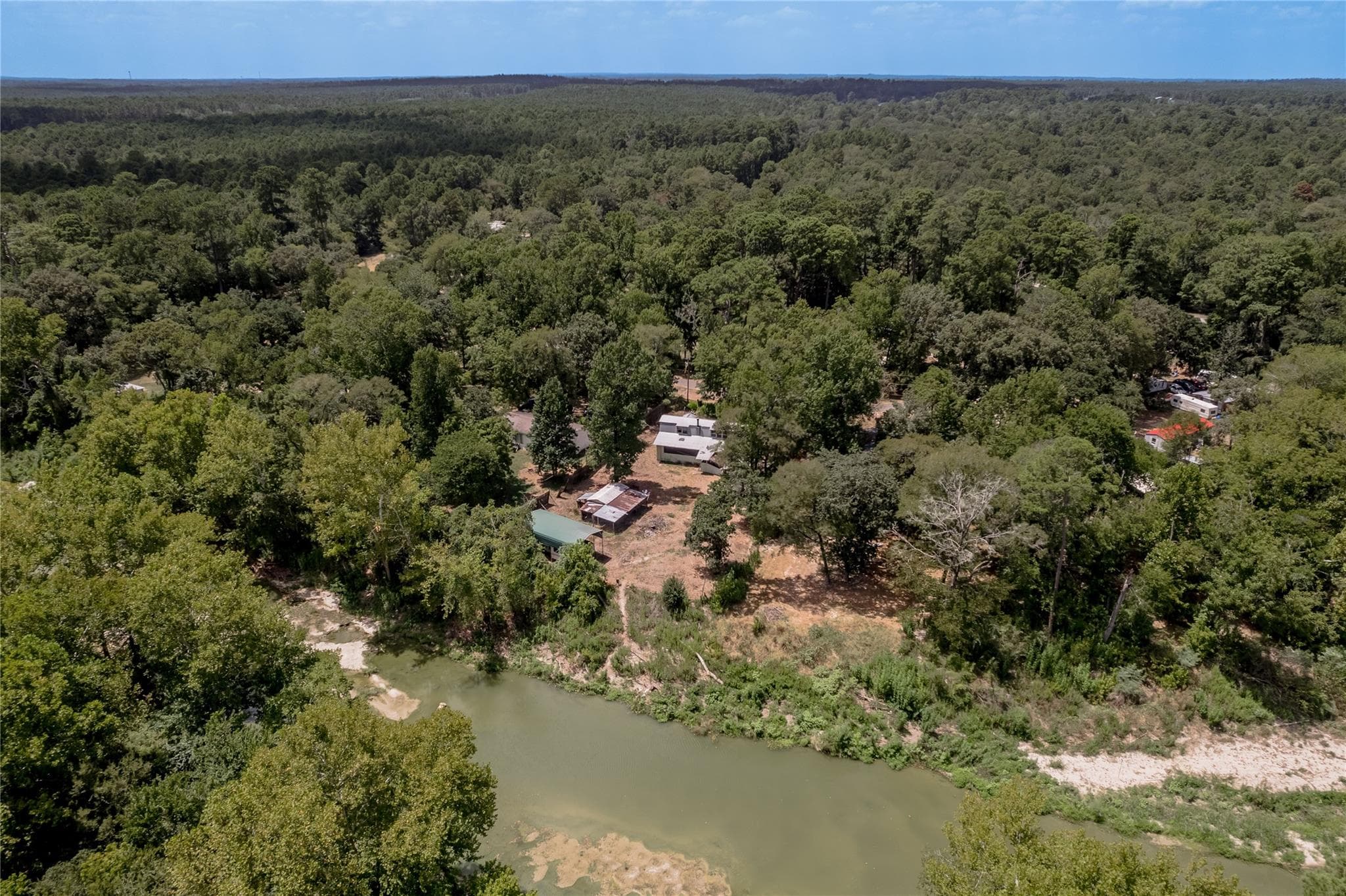 8 Creek Rd