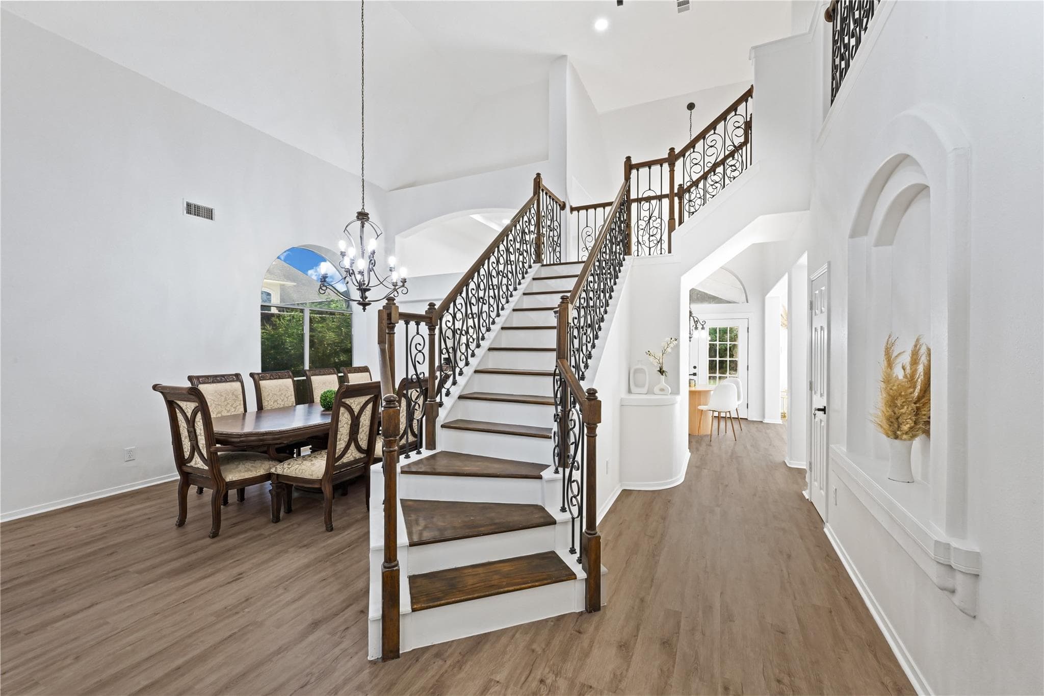 2231 Laurel Forest Way