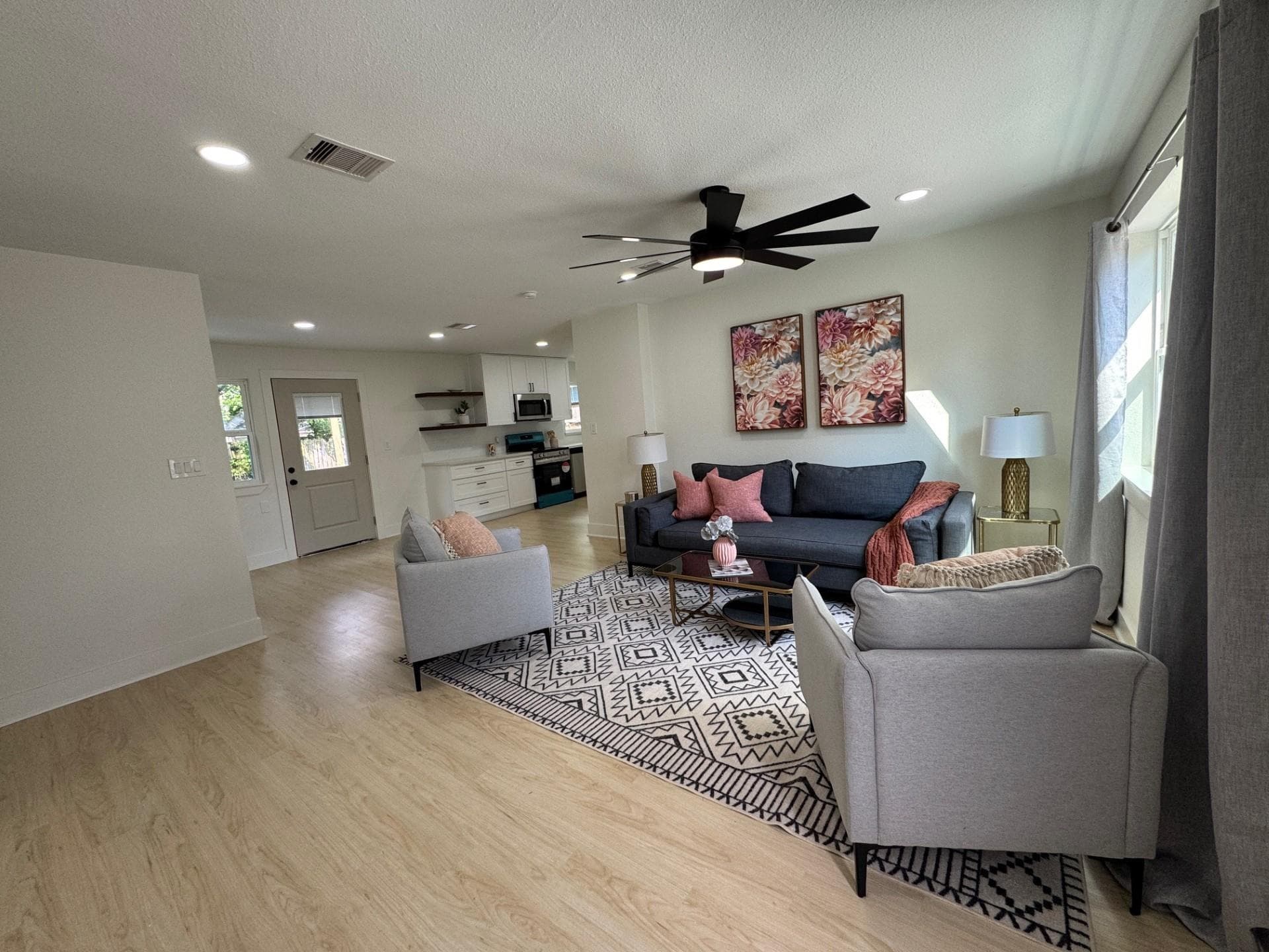 Gallery image 3