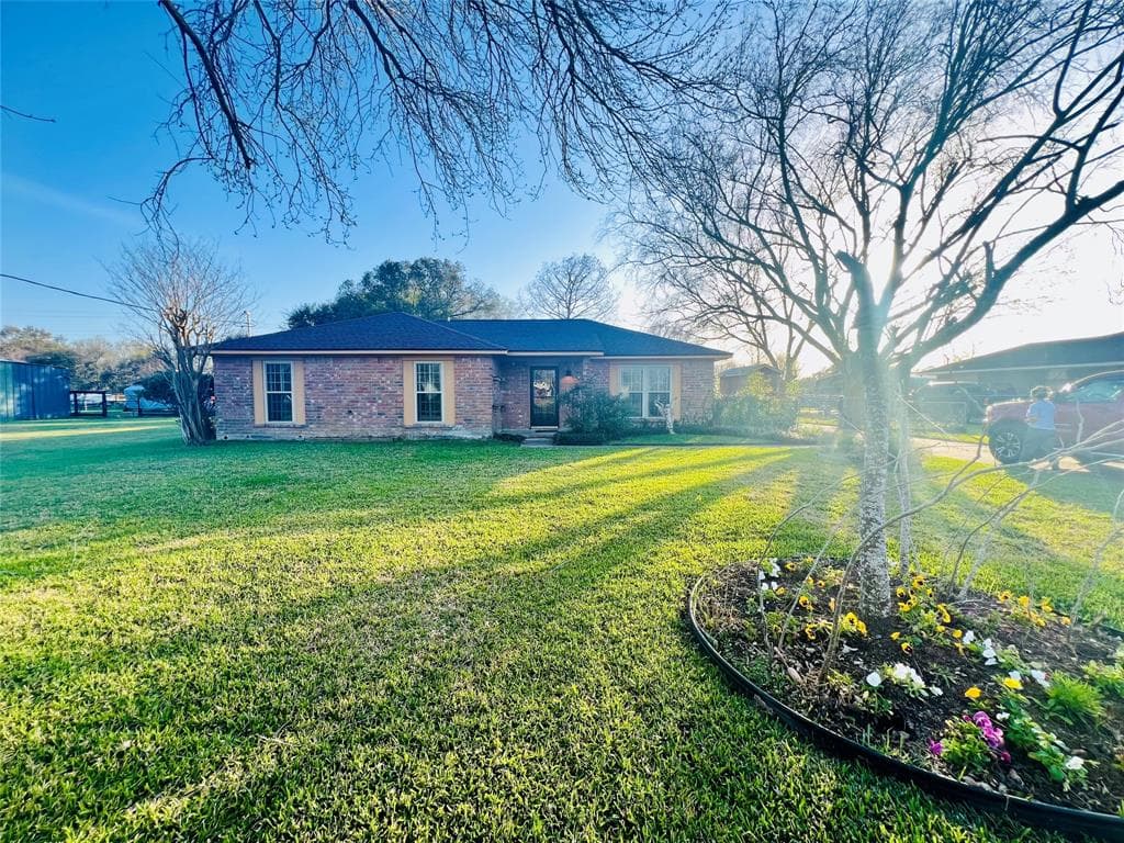 3901 County Road 960