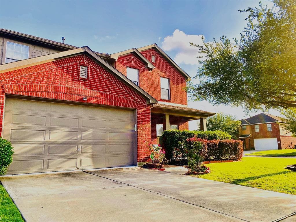 18319 Fairhope Oak Ct