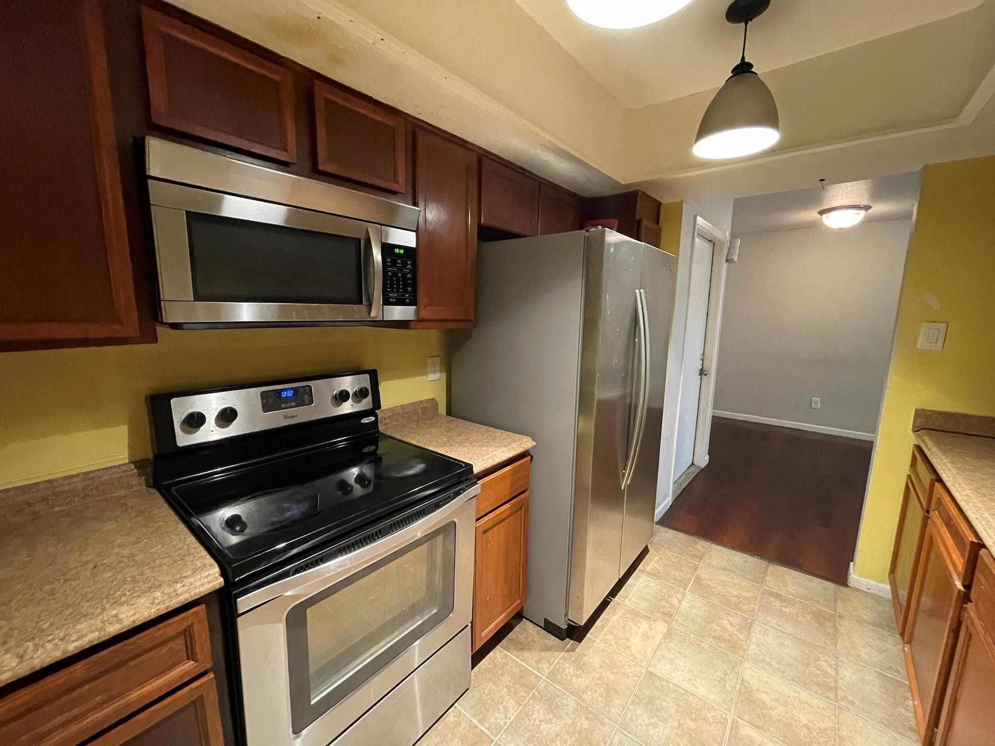 2814 S Bartell Dr Apt 8