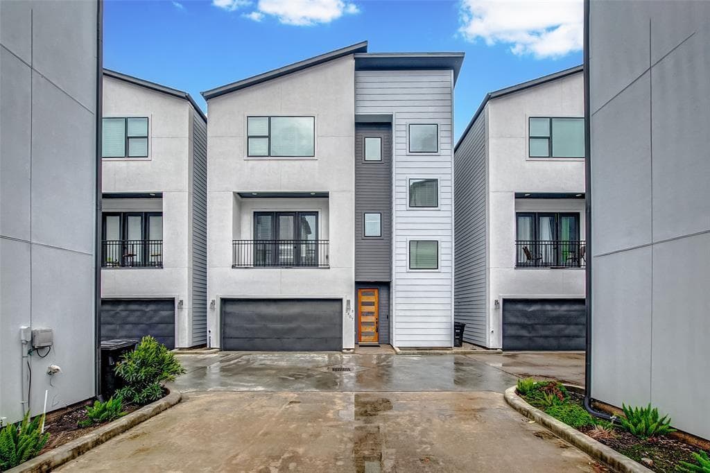 2407 Anita St Unit B