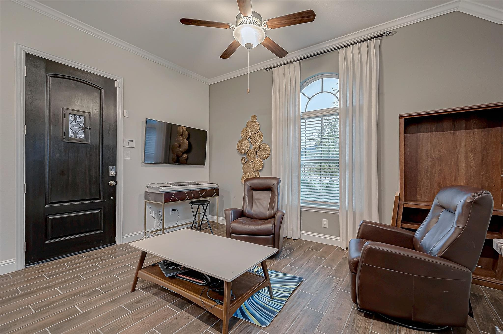 Gallery image 2