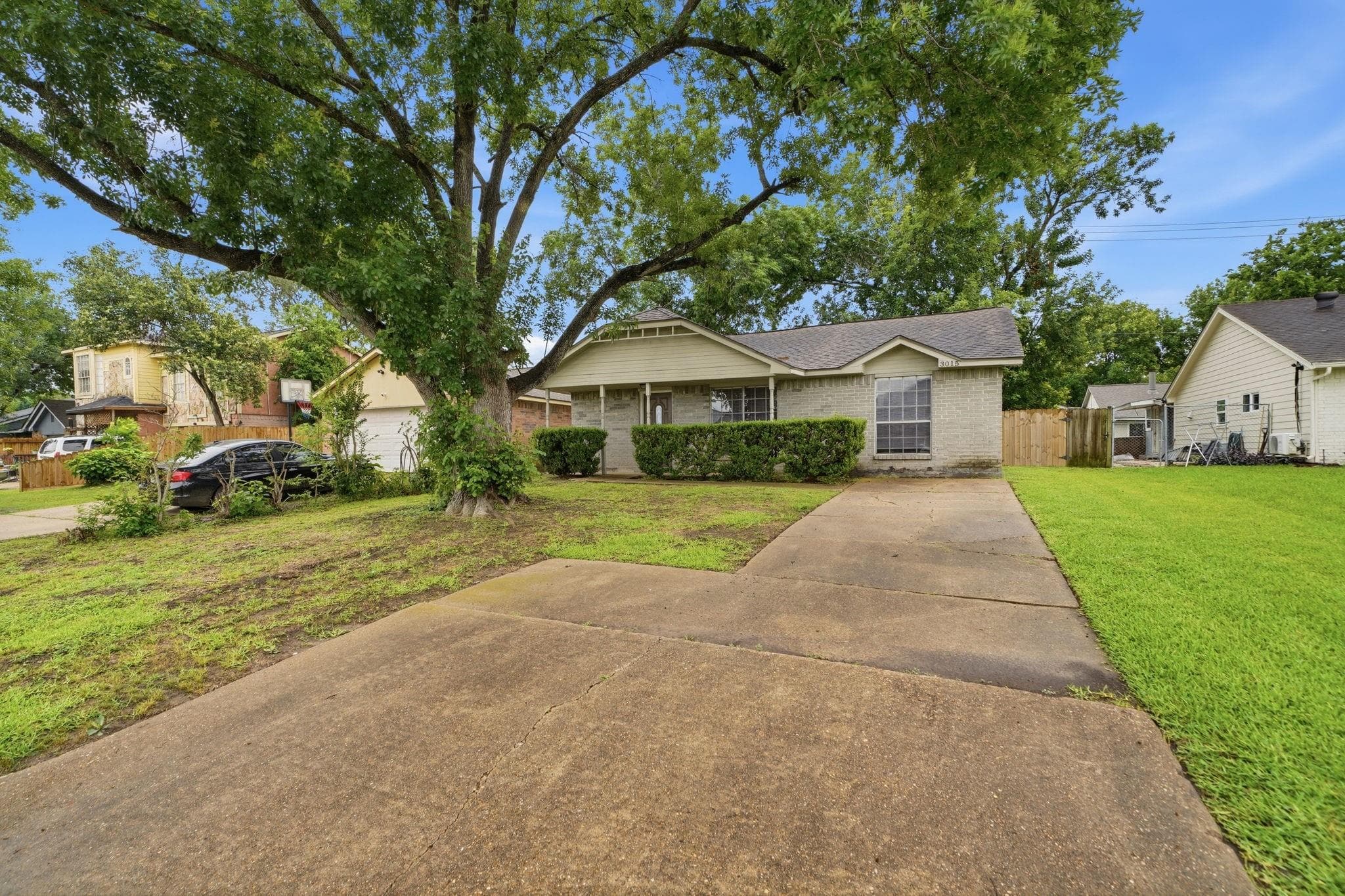 3015 Lightstar Dr
