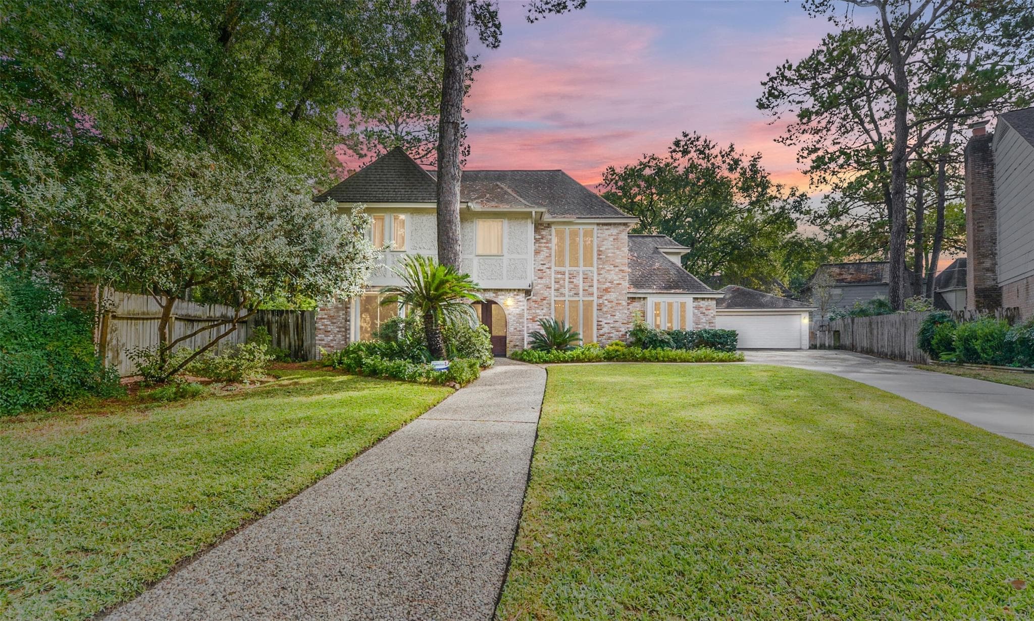 17402 Rustic Canyon Trl