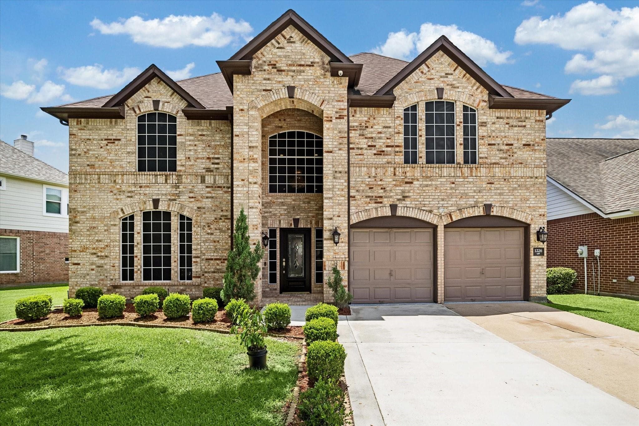 1226 Oxford Mills Ln