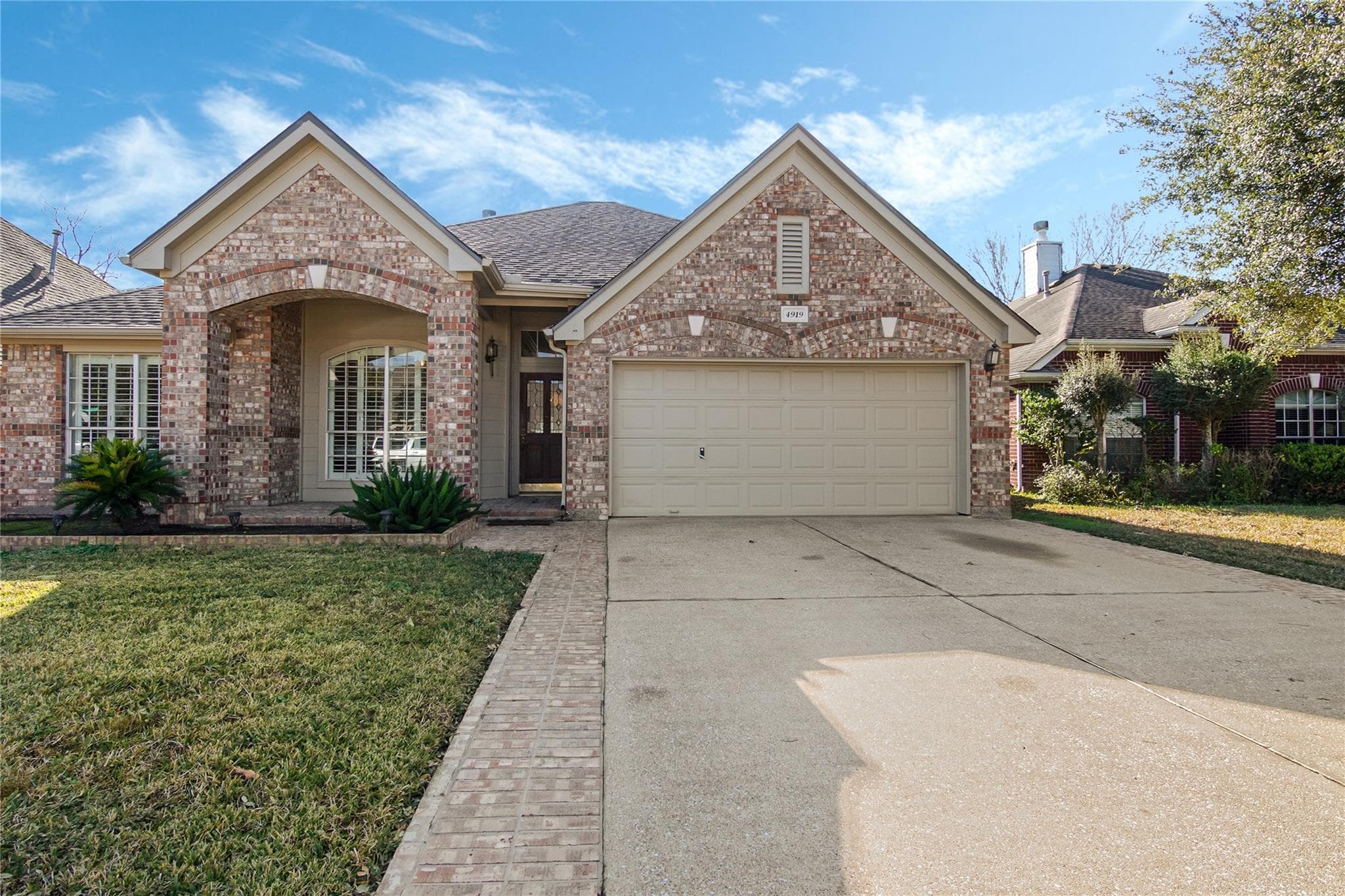 4919 Preston Trails Ln