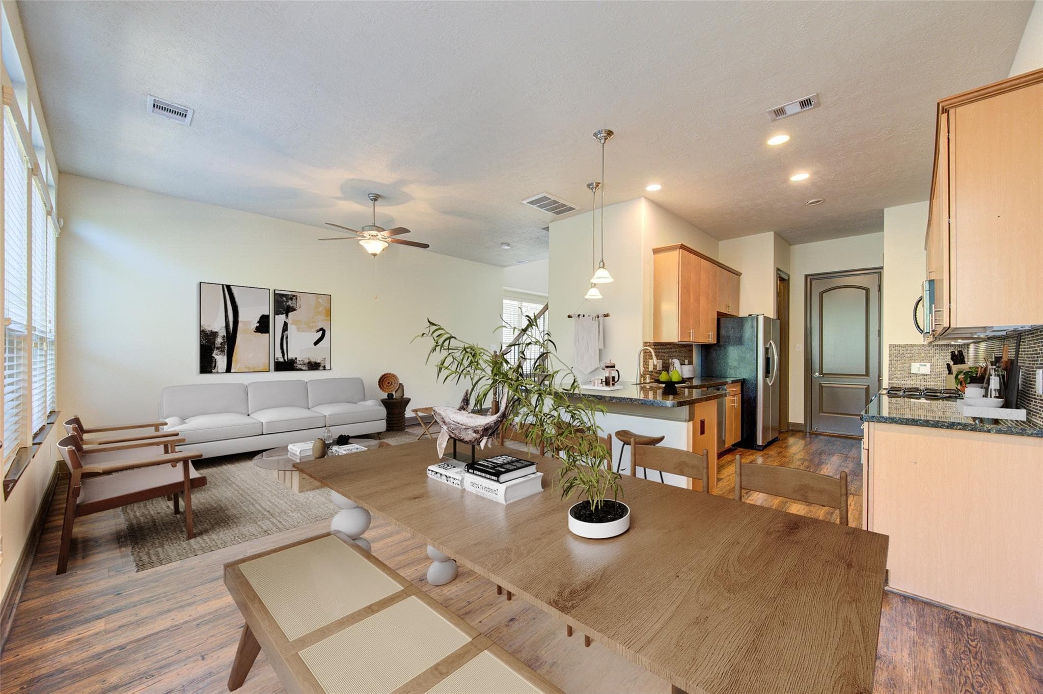 90 Aventura Pl