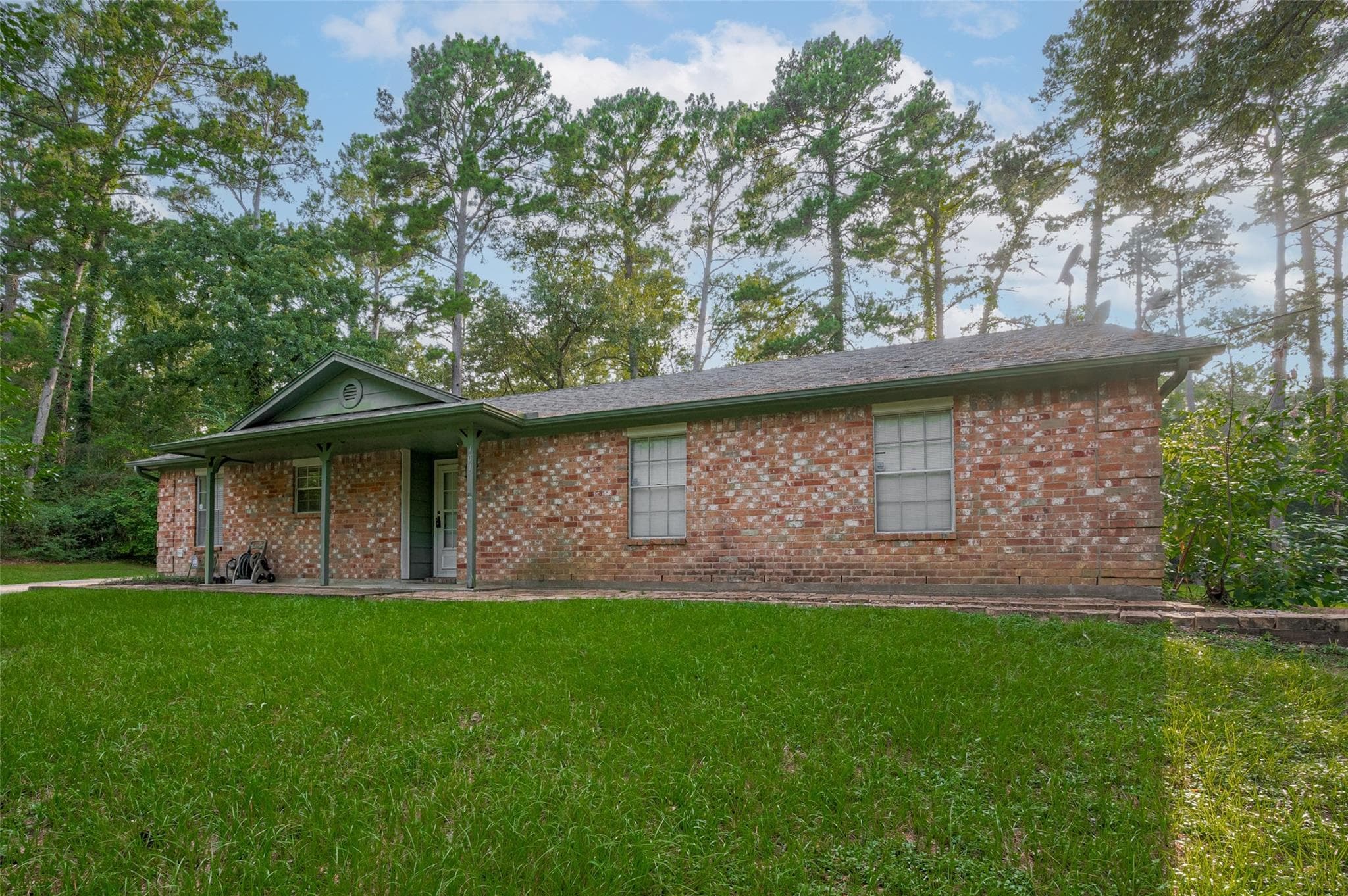 101 Dogwood Dr
