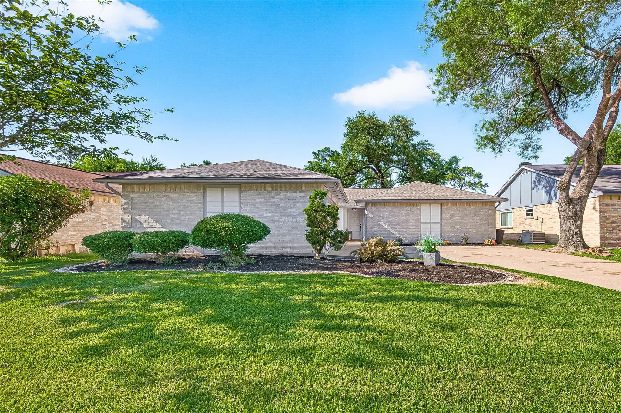 13515 Splintered Oak Dr