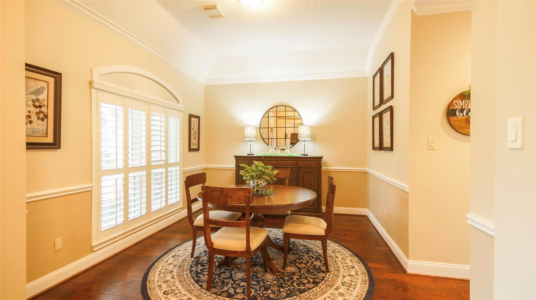 Gallery image 4