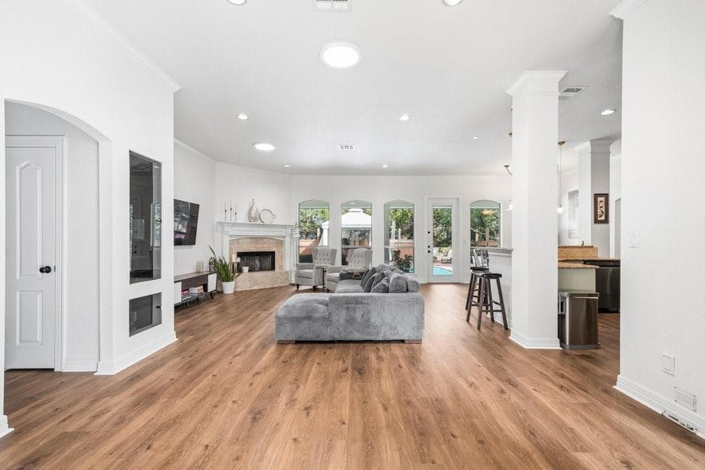 Gallery image 2