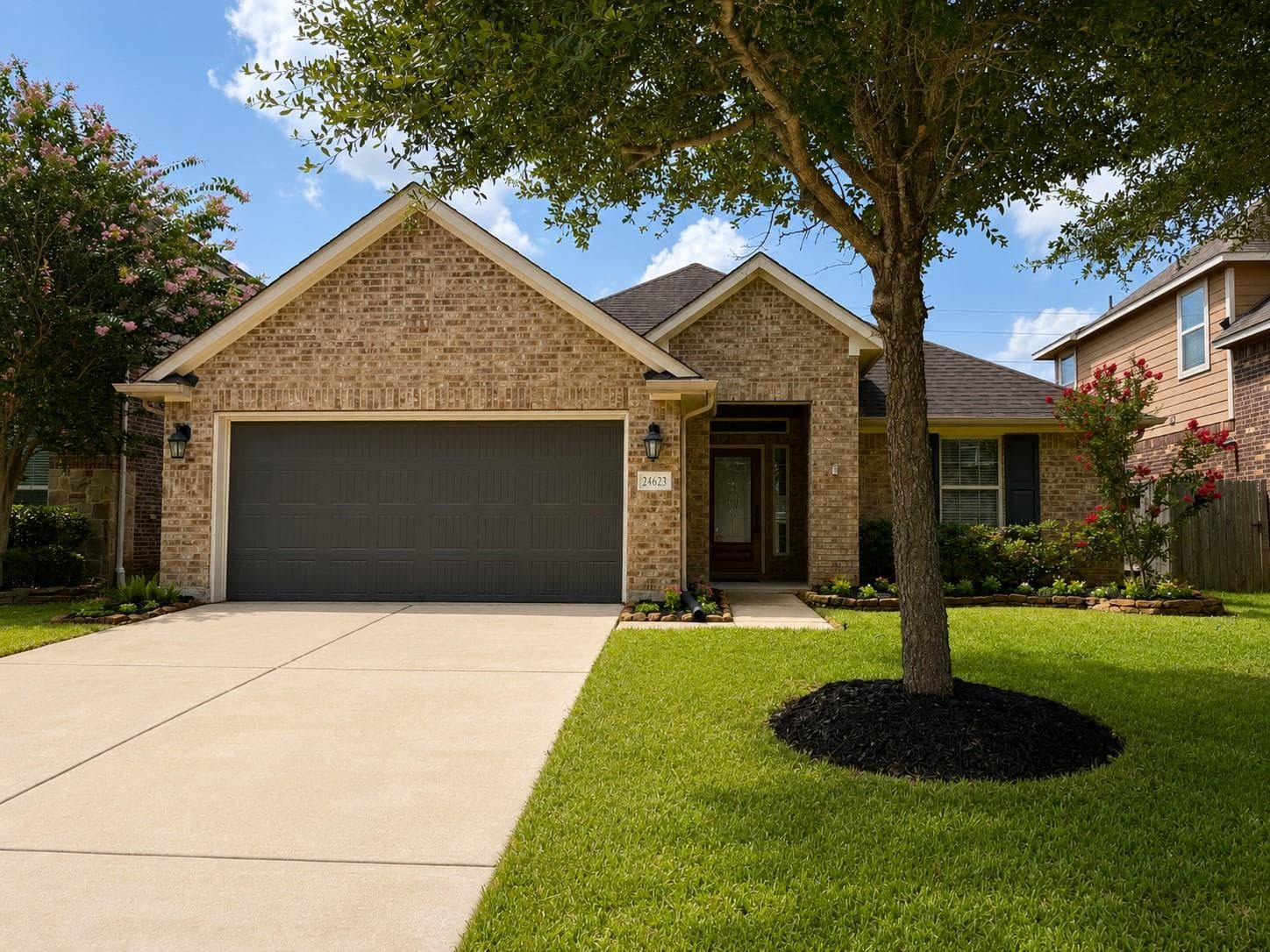 Main property image